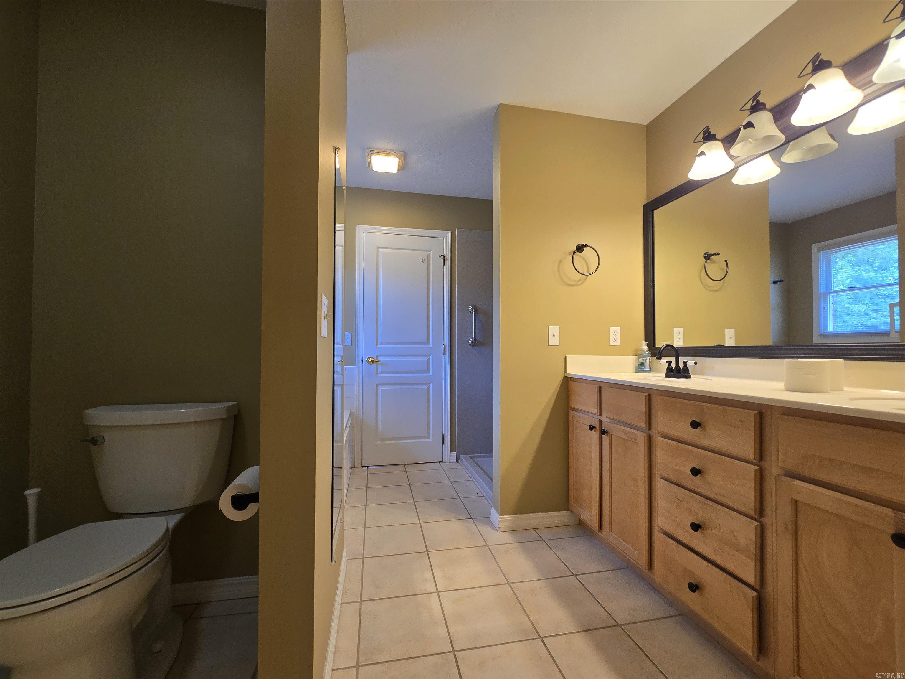 1322 Cottonwood  Mountain Home, AR