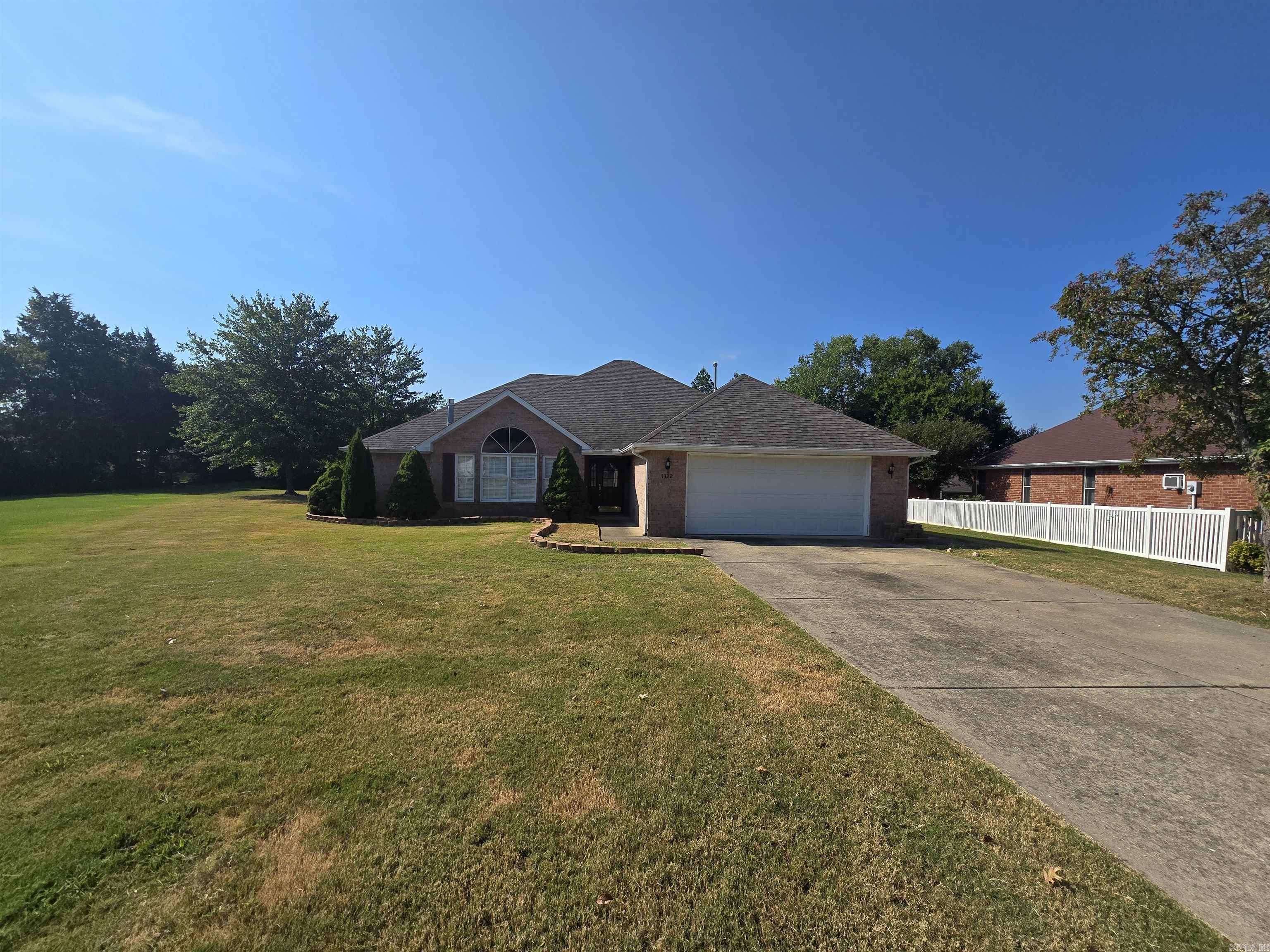 1322 Cottonwood  Mountain Home, AR