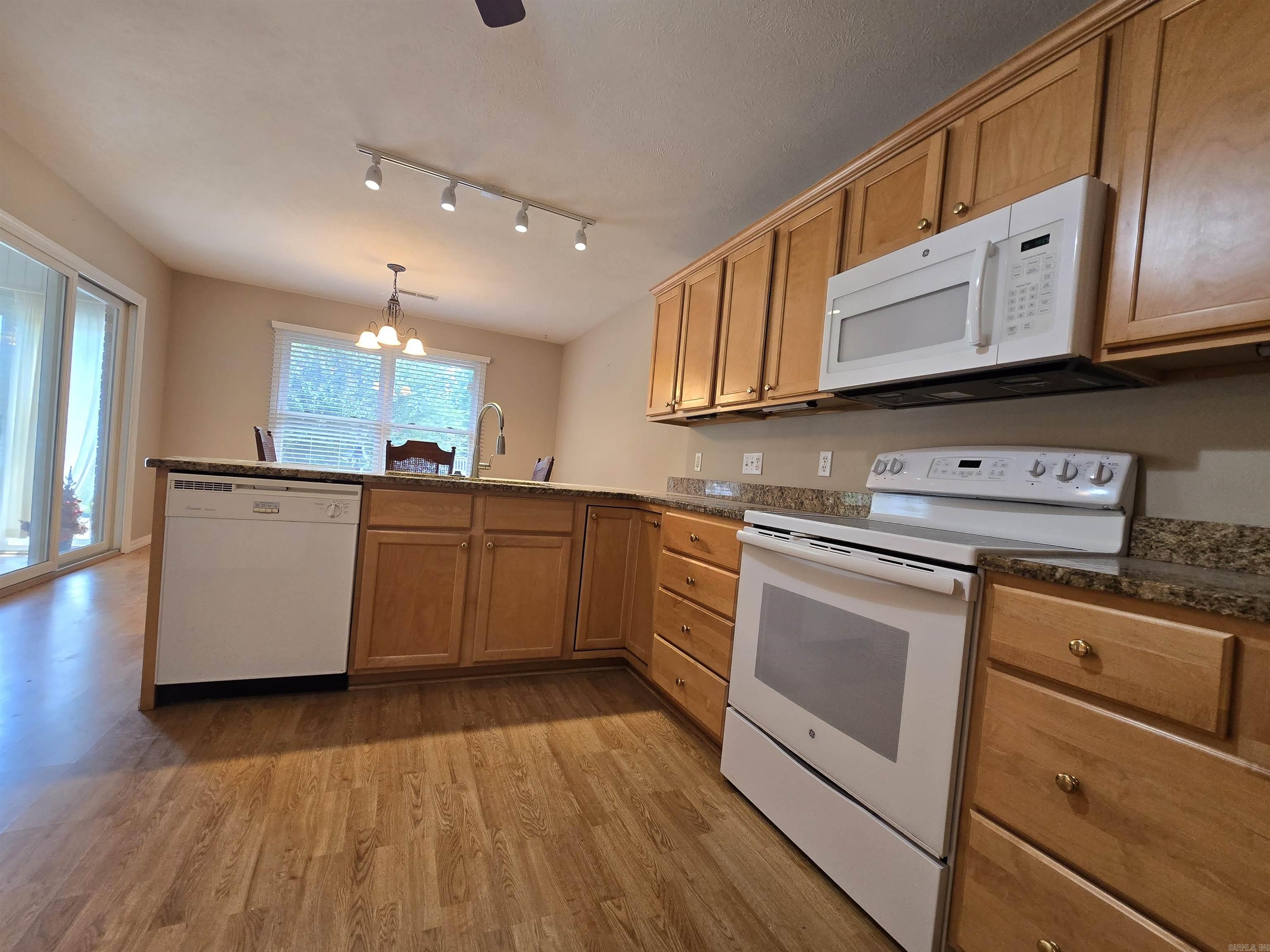 1322 Cottonwood  Mountain Home, AR