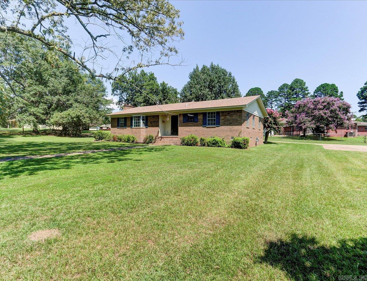 1616 Pine Bluff  Malvern, AR
