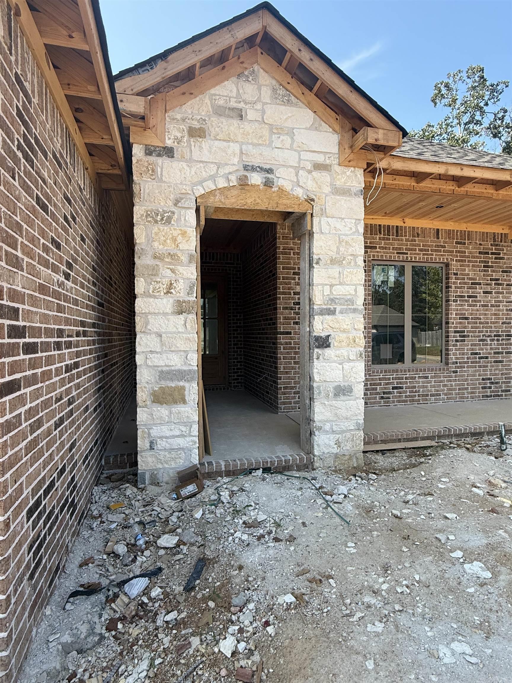 5701 Red Leaf  Benton, AR
