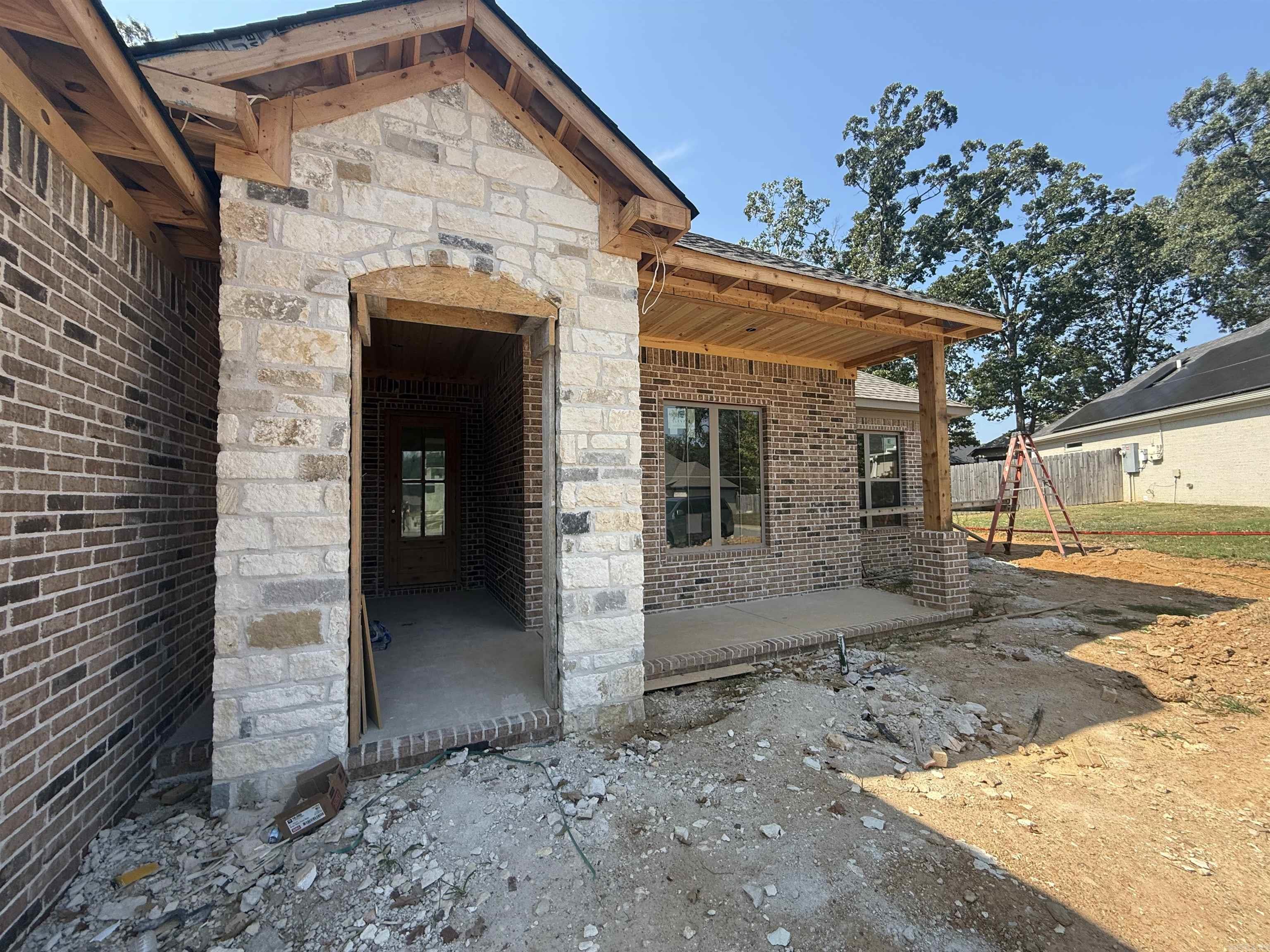 5701 Red Leaf  Benton, AR