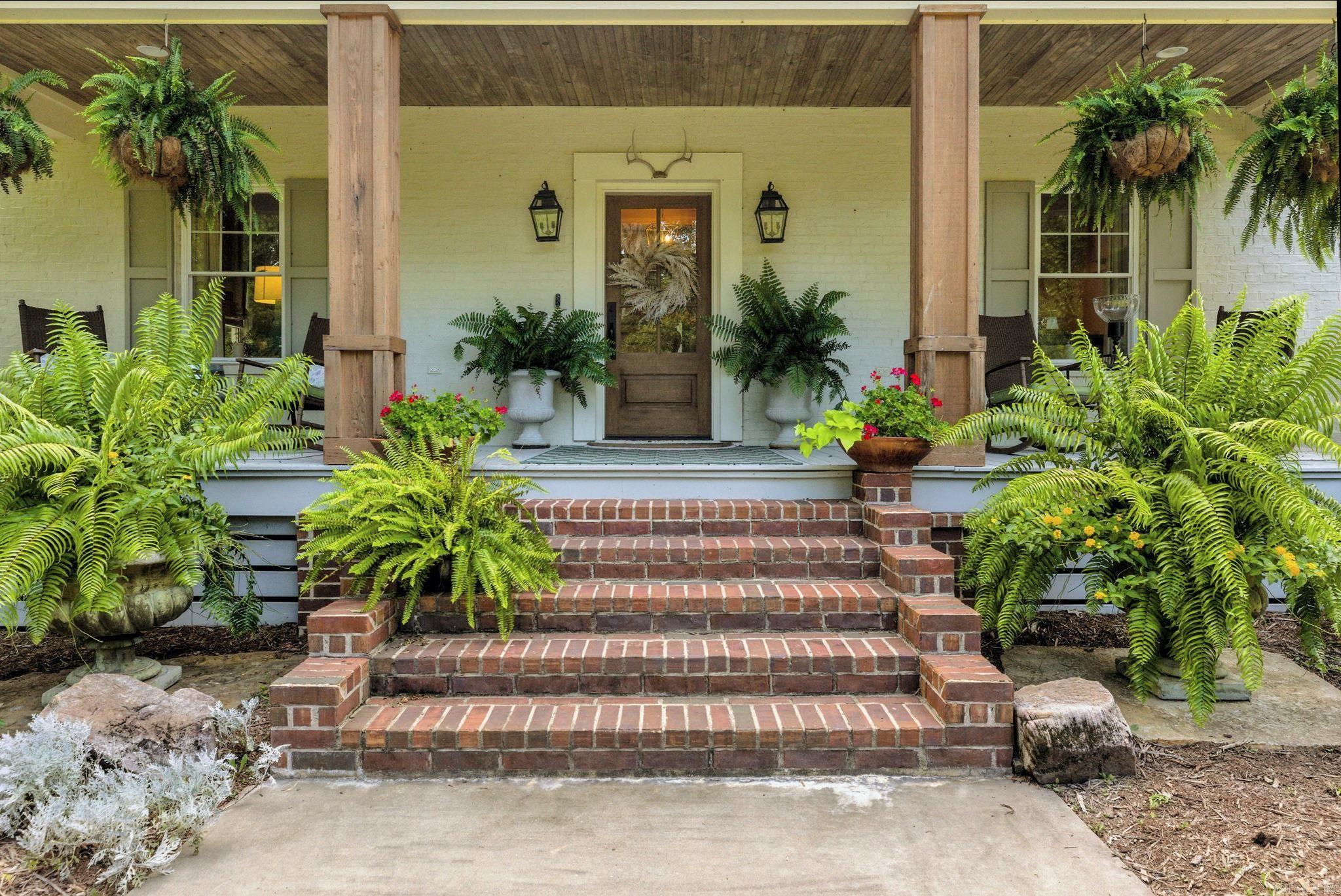 15724 Wild Oak  Roland, AR