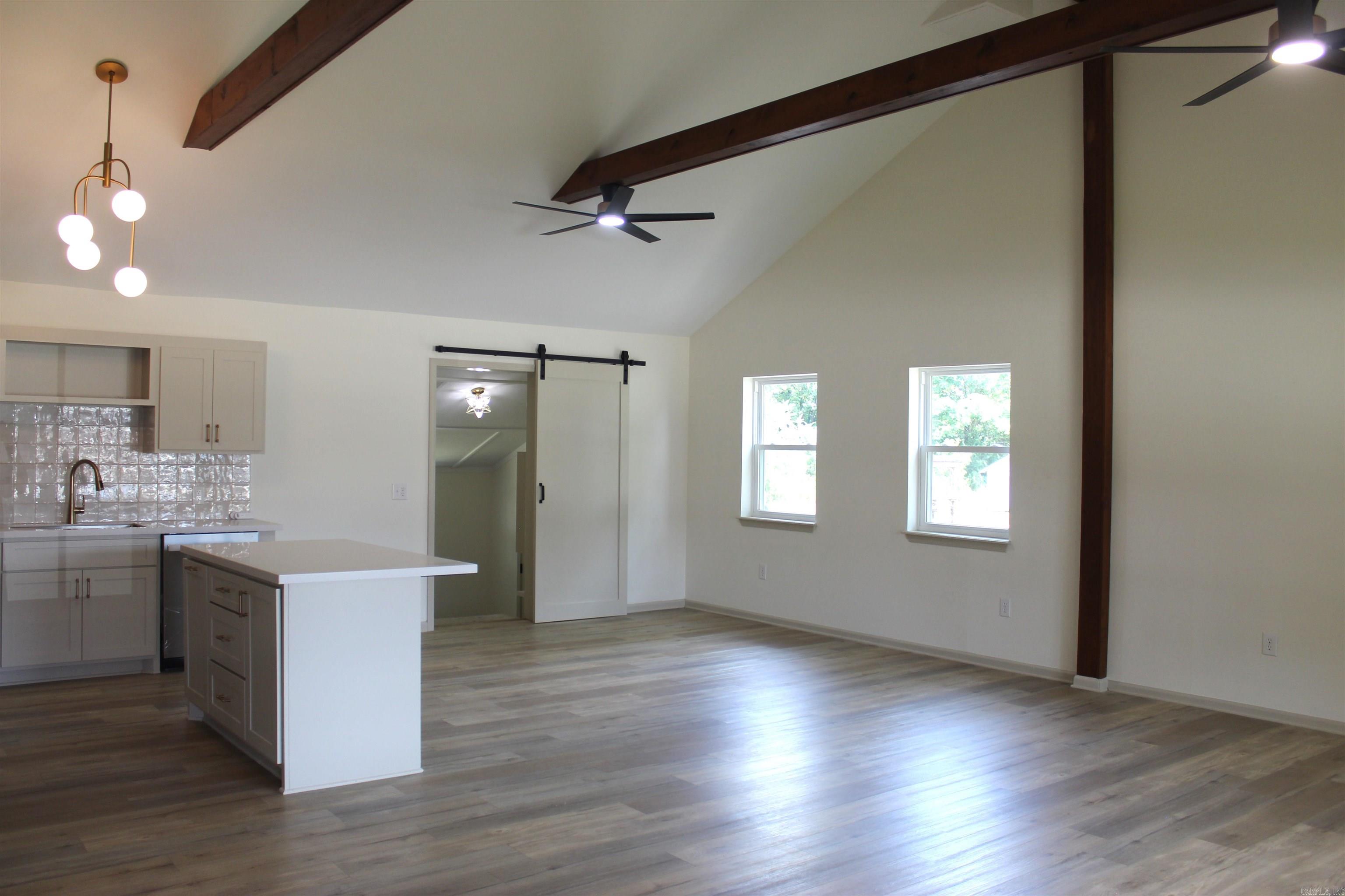 5 Walnut  Quitman, AR