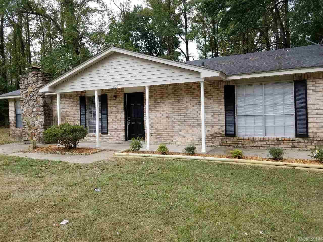 4125 Arapaho Trail
