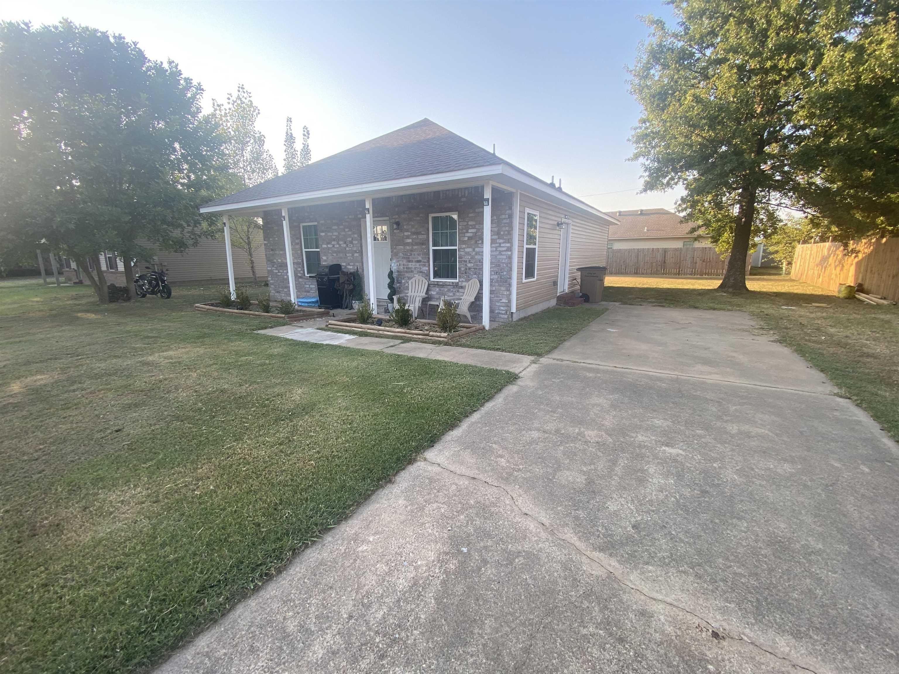 406 Jones  Harrisburg, AR