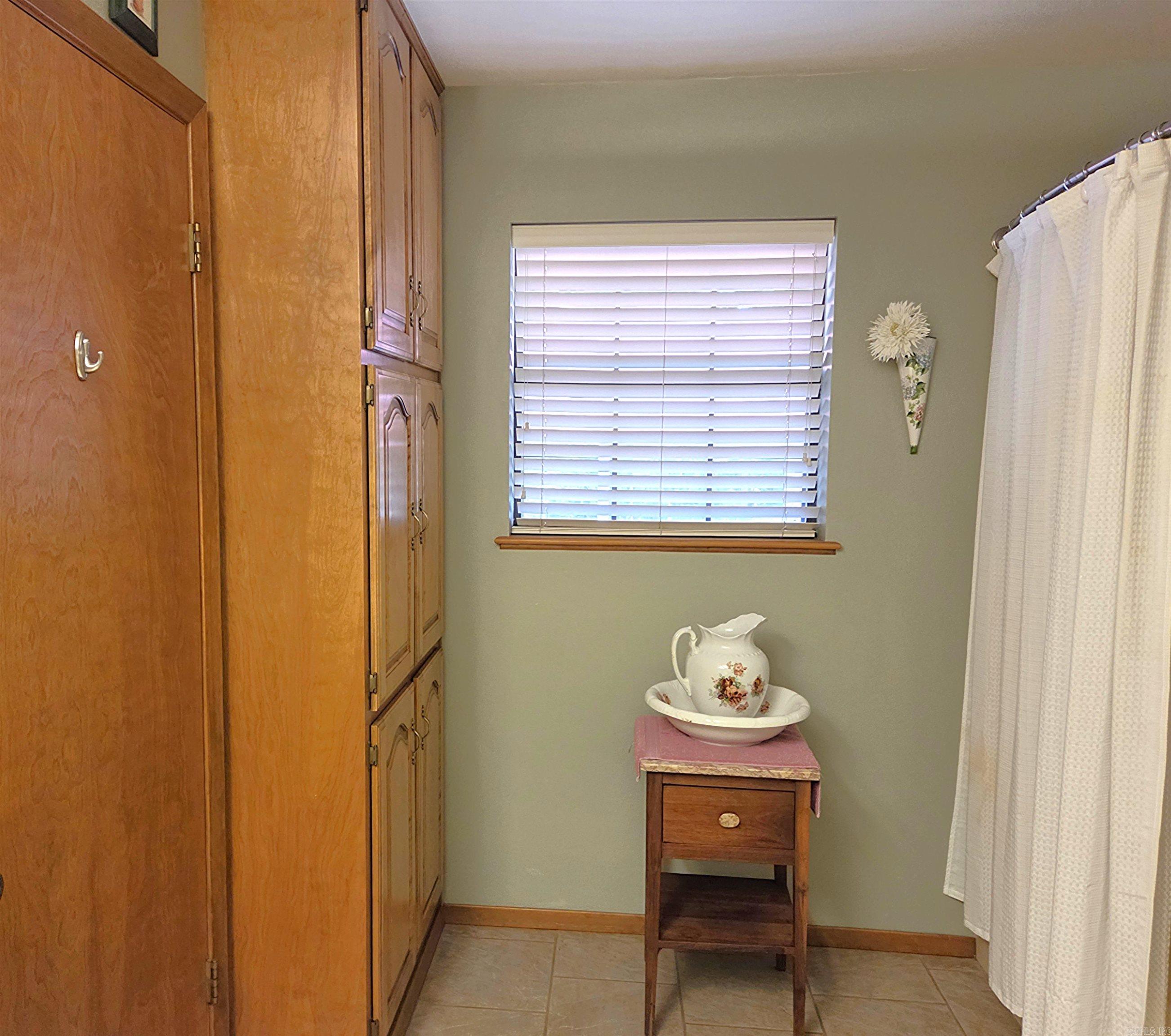 224 Polk Road 76 E Mena, AR 71953