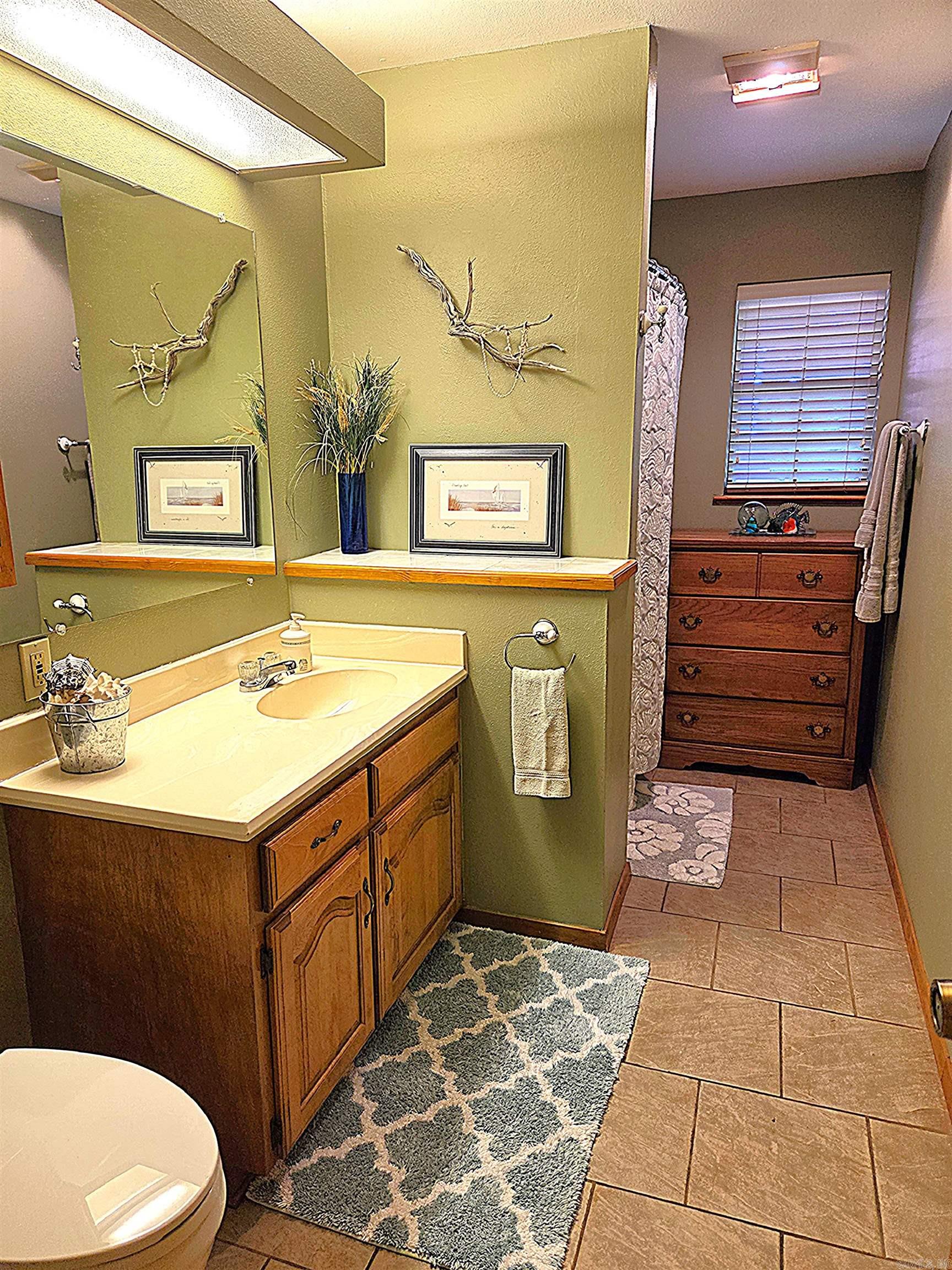 224 Polk Road 76 E Mena, AR 71953