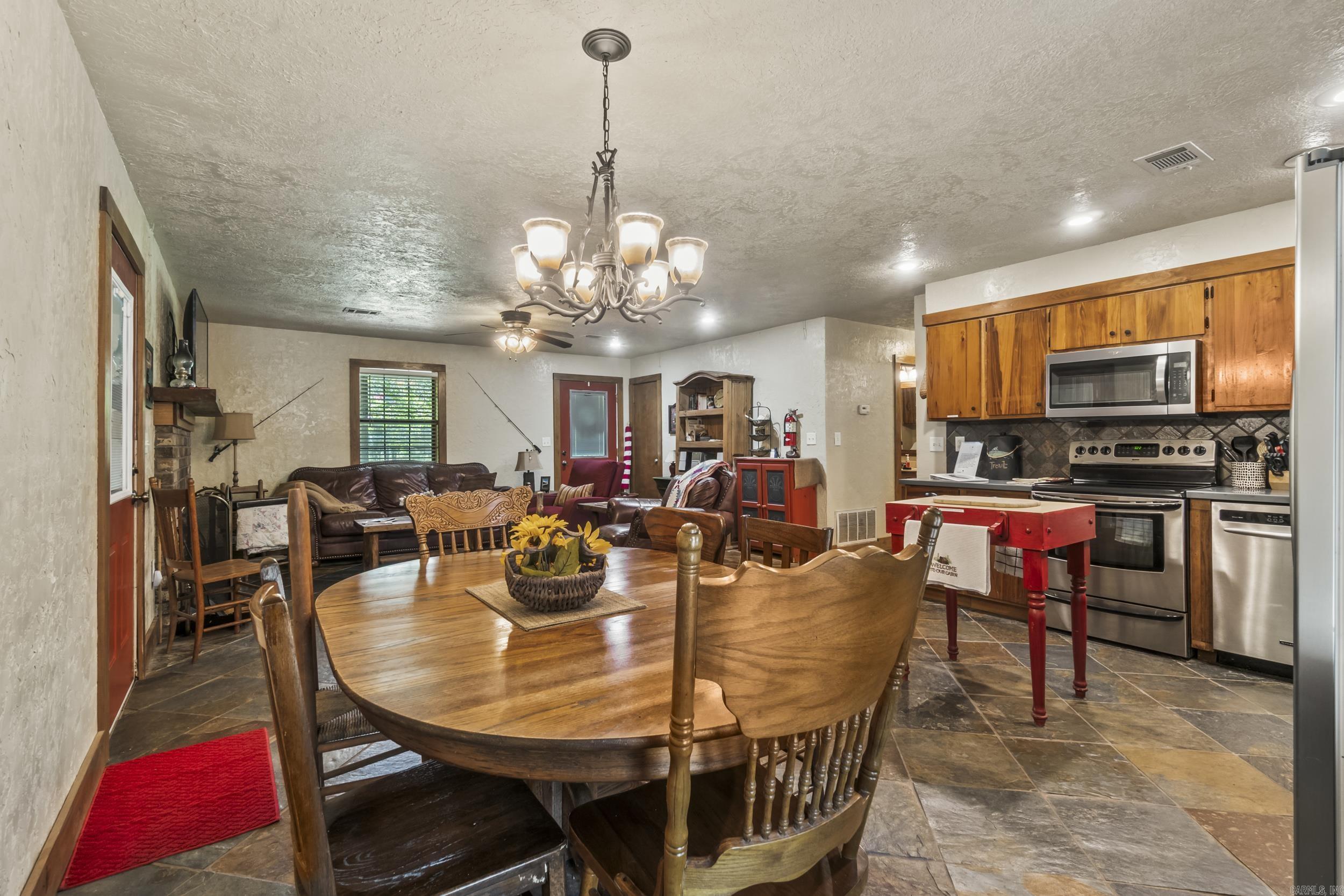 101 Fields Lane  Pangburn, AR
