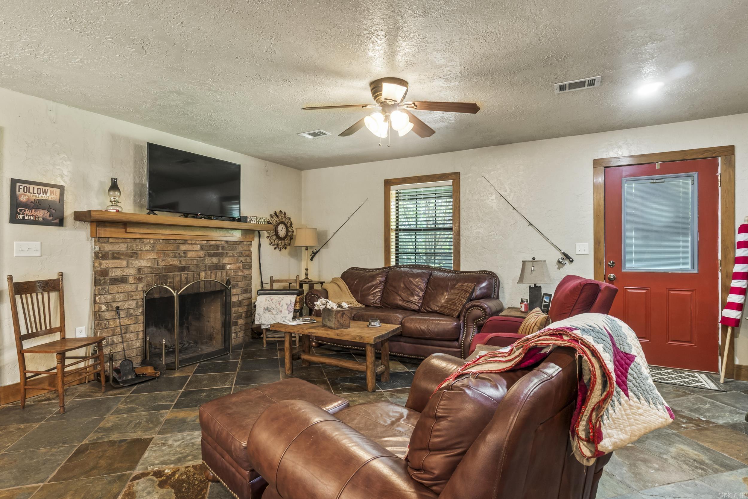 101 Fields Lane  Pangburn, AR
