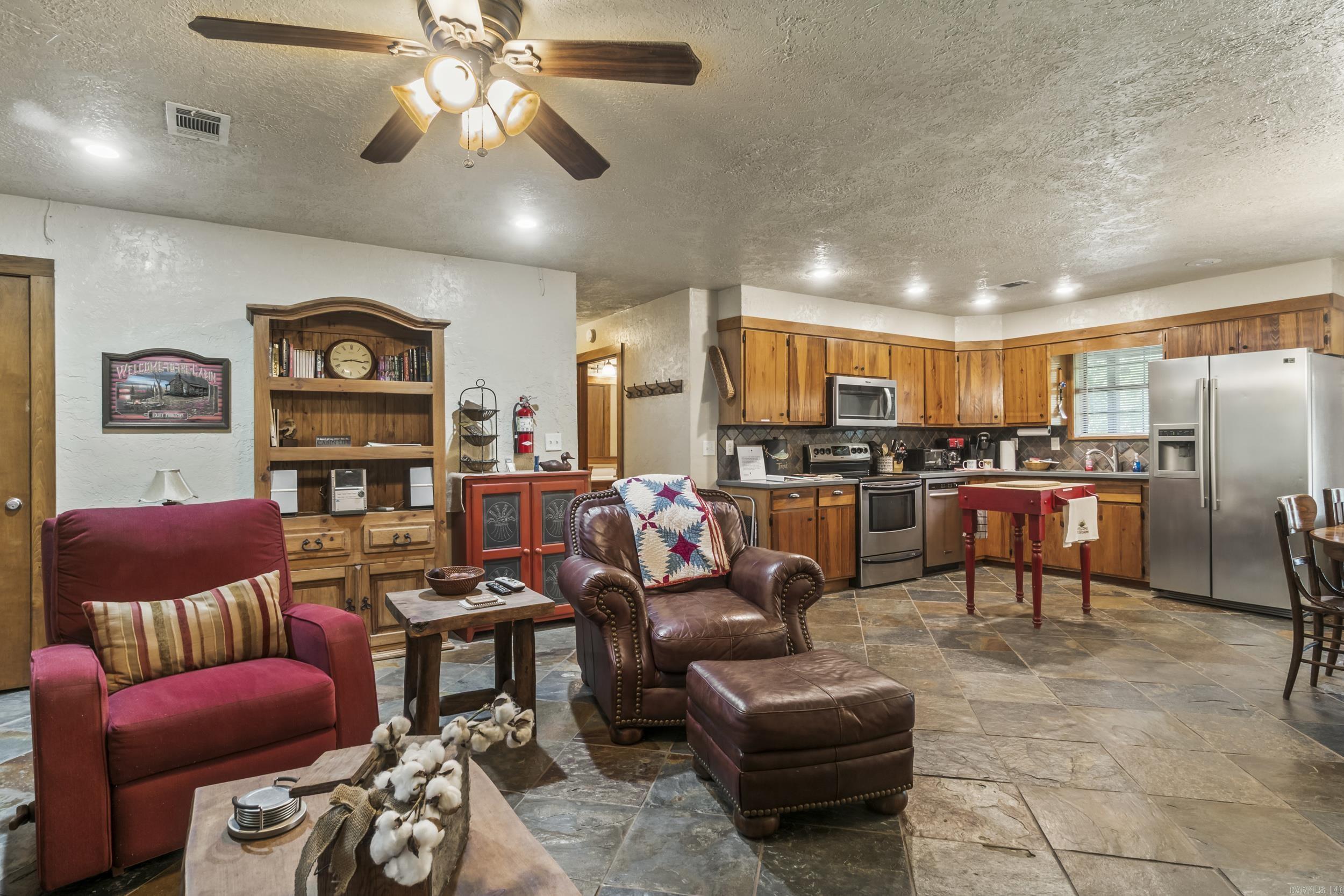 101 Fields Lane  Pangburn, AR