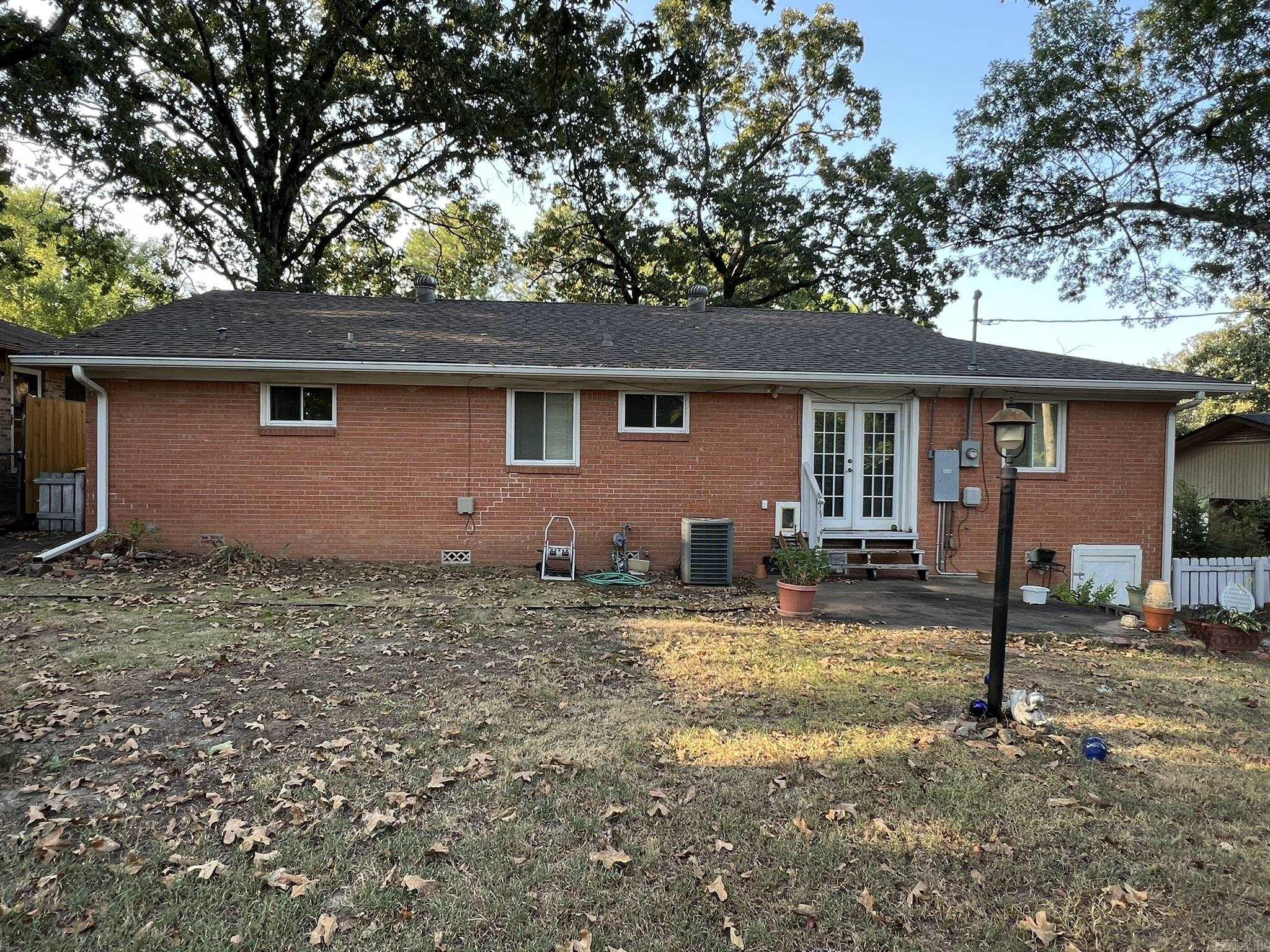 208 W K  North Little Rock, AR