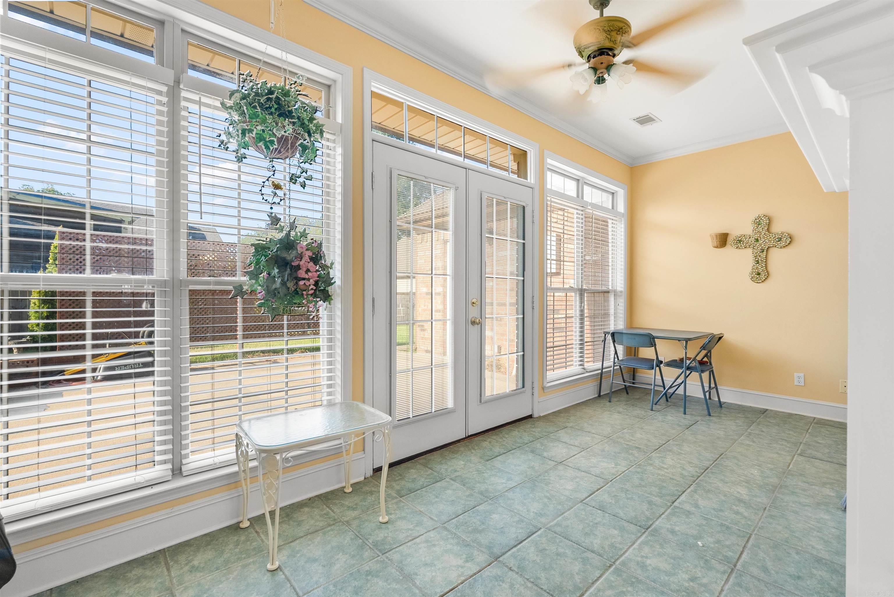 30 Belle River Cv  Maumelle, AR