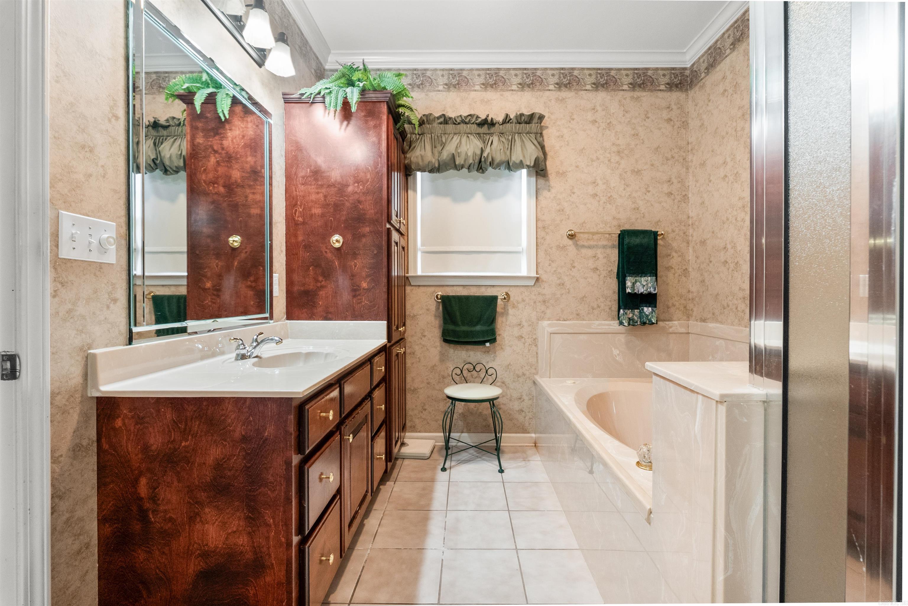 30 Belle River Cv  Maumelle, AR