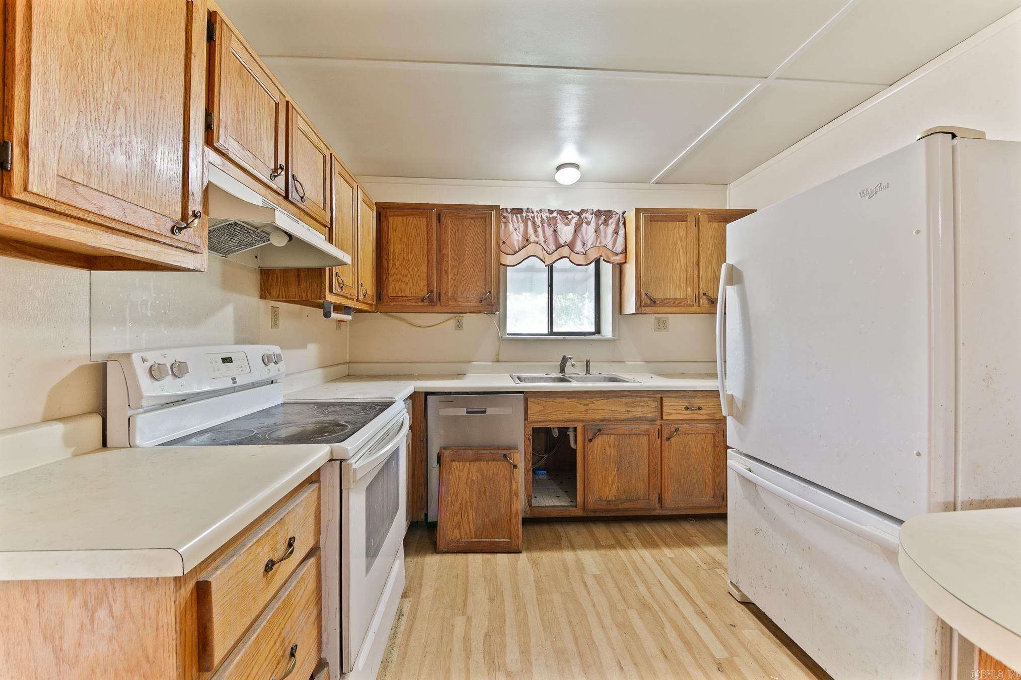831 Apple Hill  Austin, AR