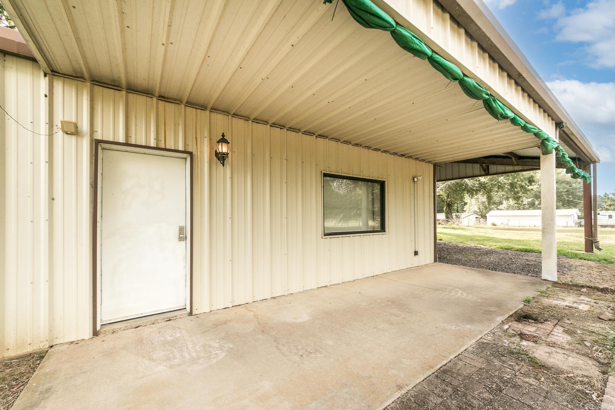 831 Apple Hill  Austin, AR