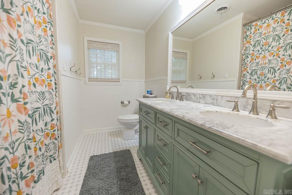 633 Lakeside Ave Camden, AR 71701