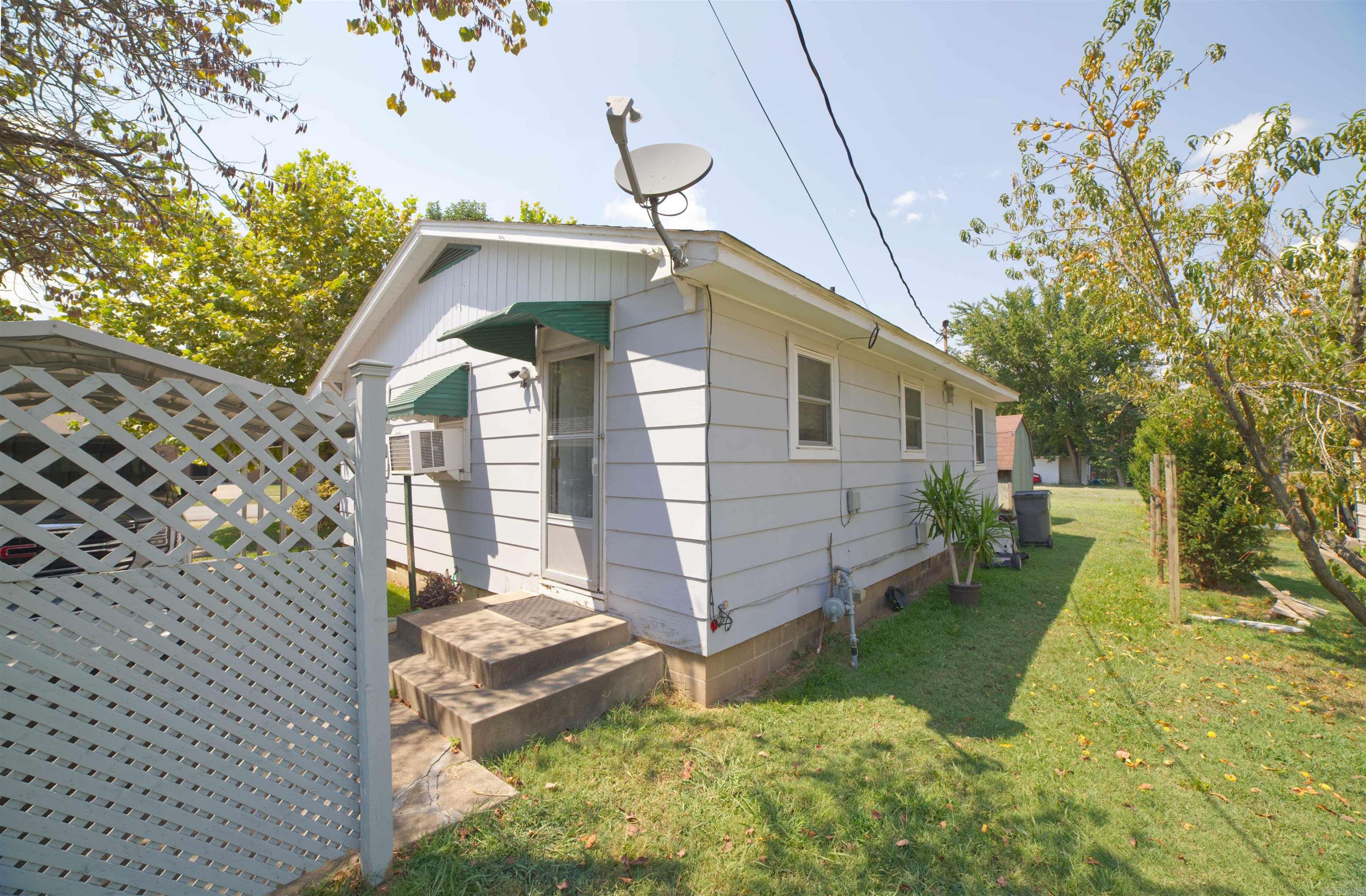 205 N 4th Ave