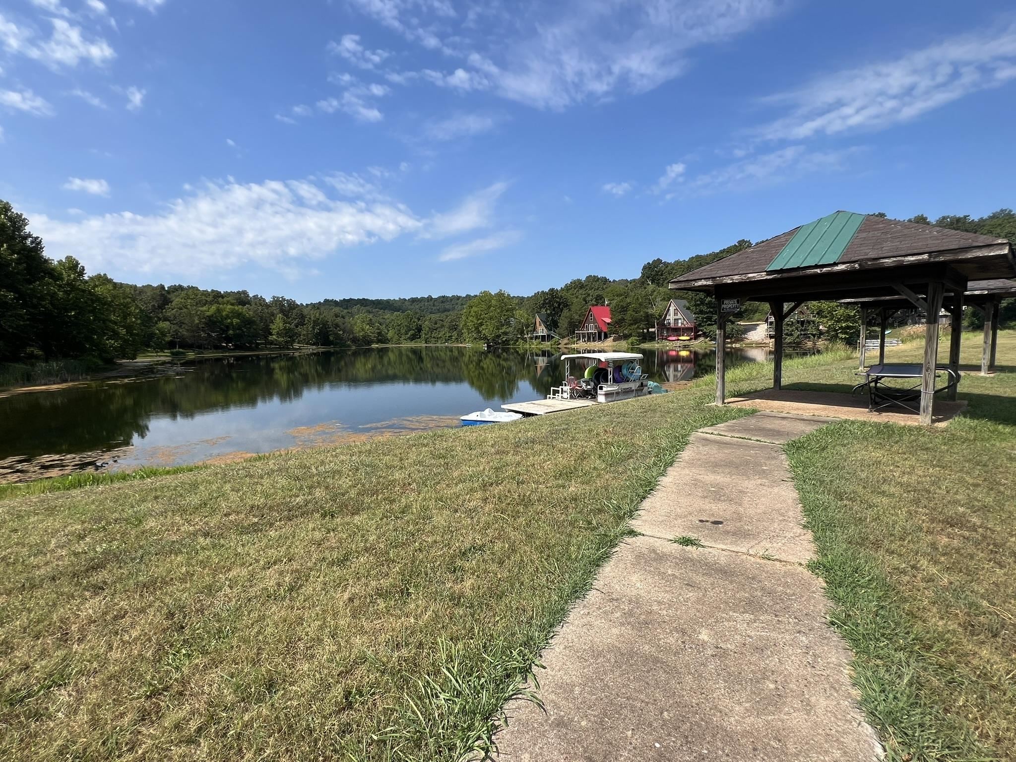 28 Kiwanie Drive  Hardy, AR
