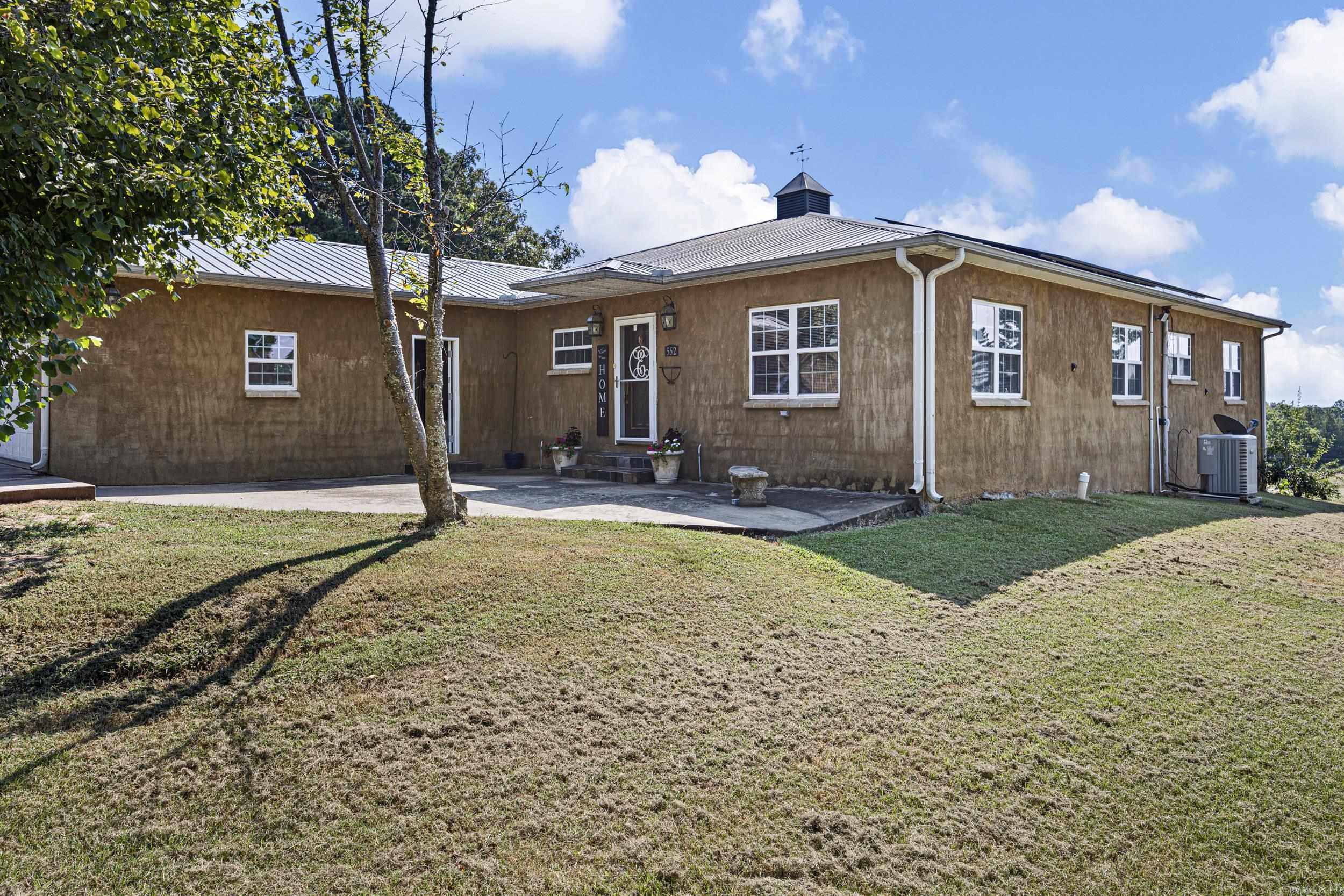 552 Private Road 3310  Clarksville, AR