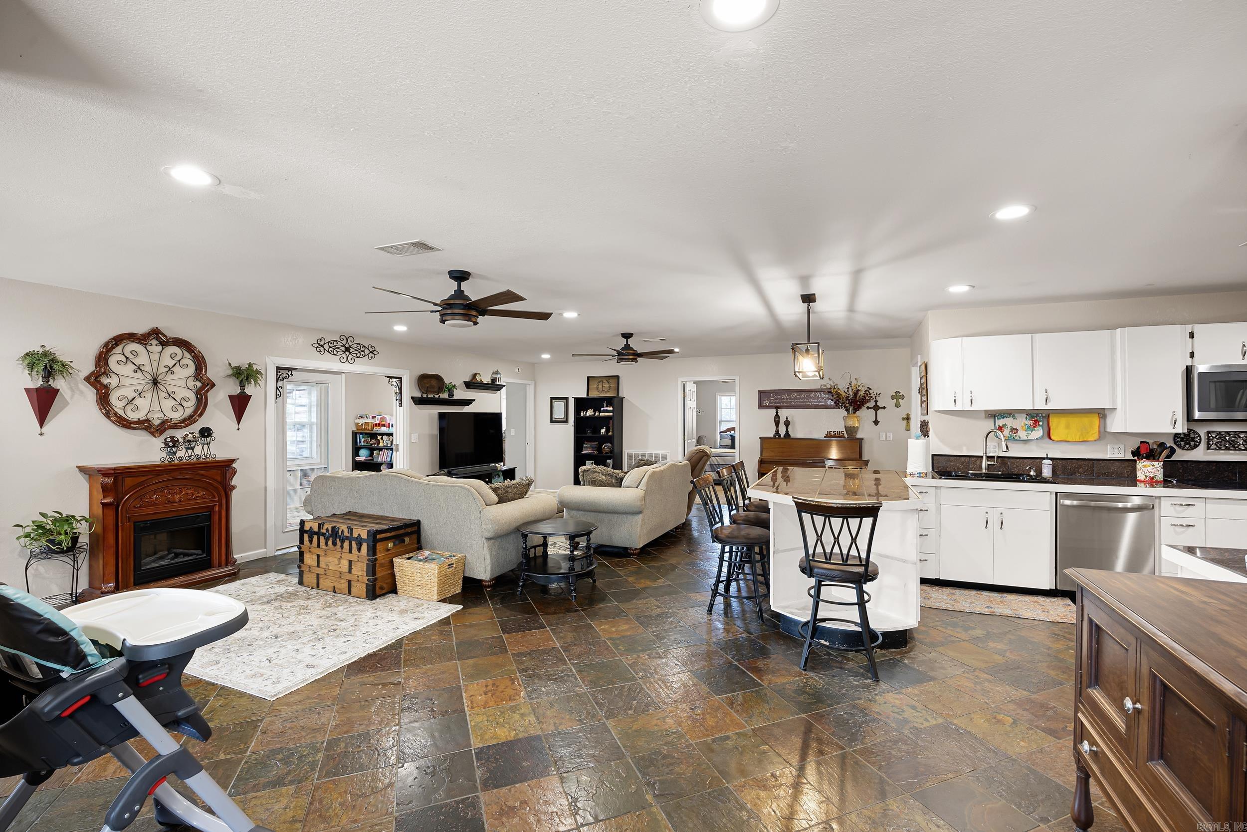 552 Private Road 3310  Clarksville, AR
