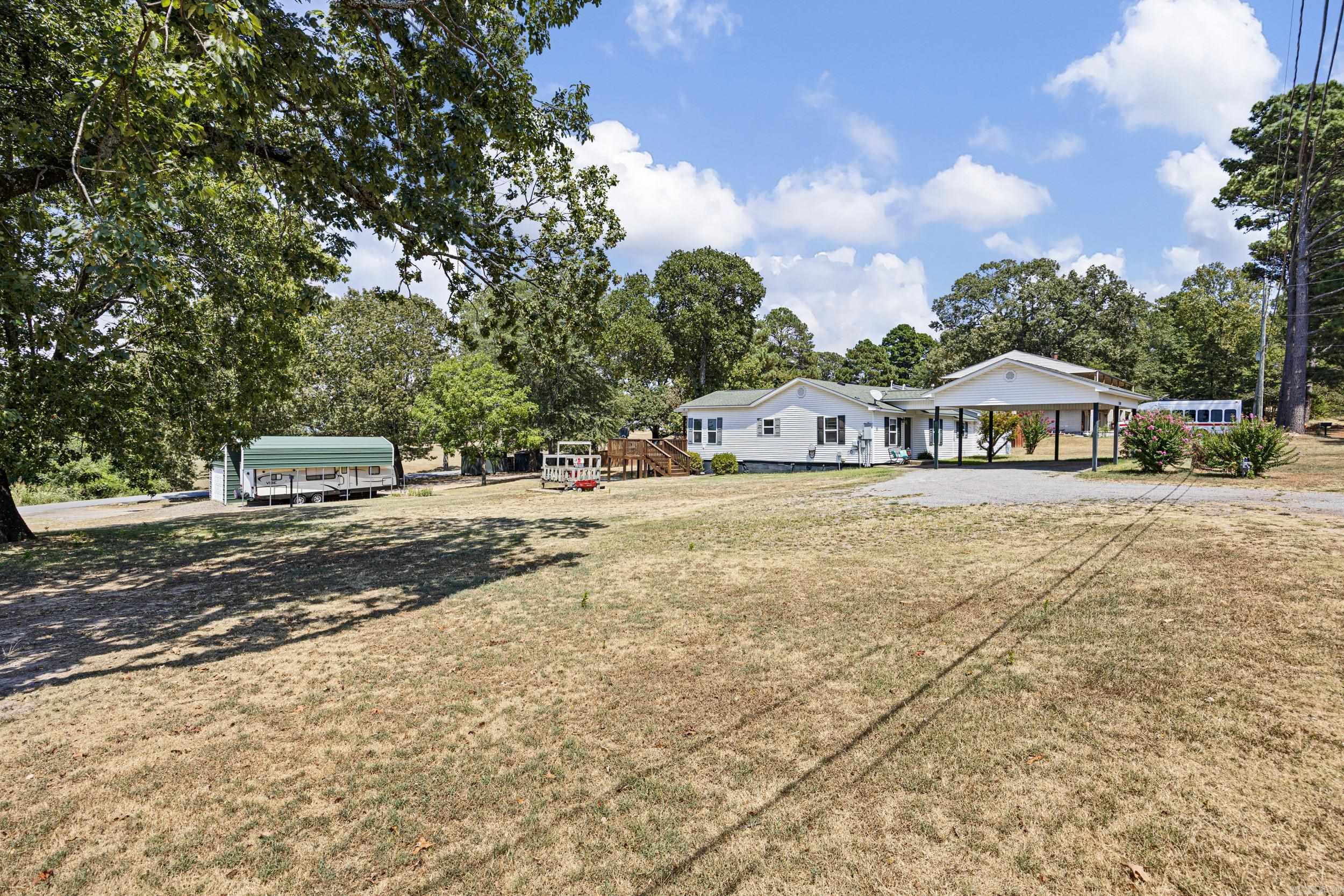 1207 E Rock  Morrilton, AR