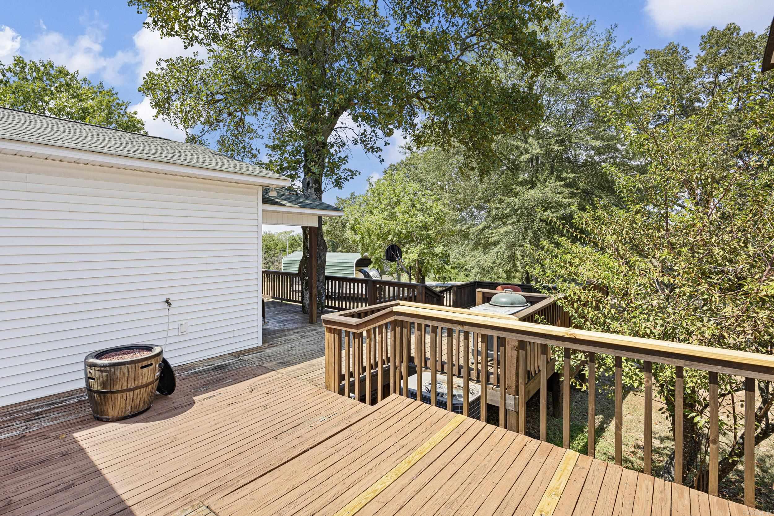 1207 E Rock  Morrilton, AR