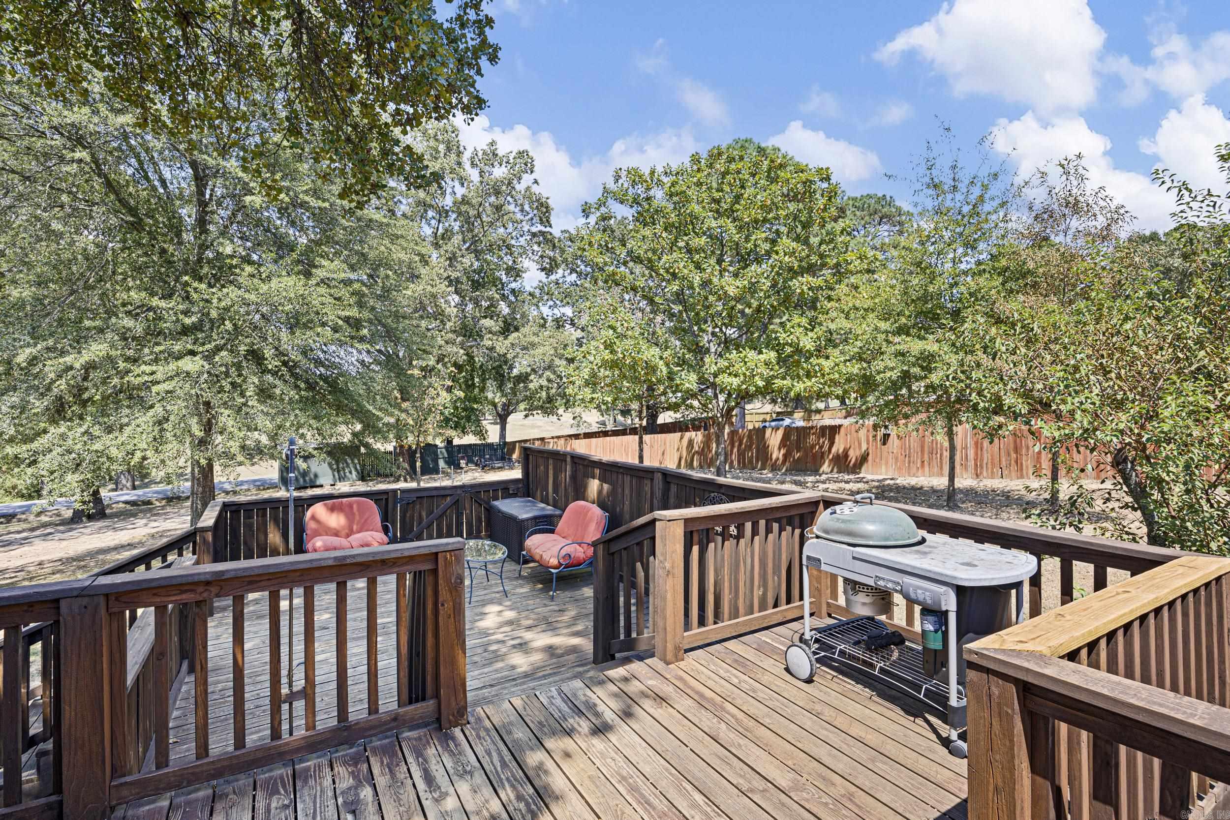 1207 E Rock  Morrilton, AR