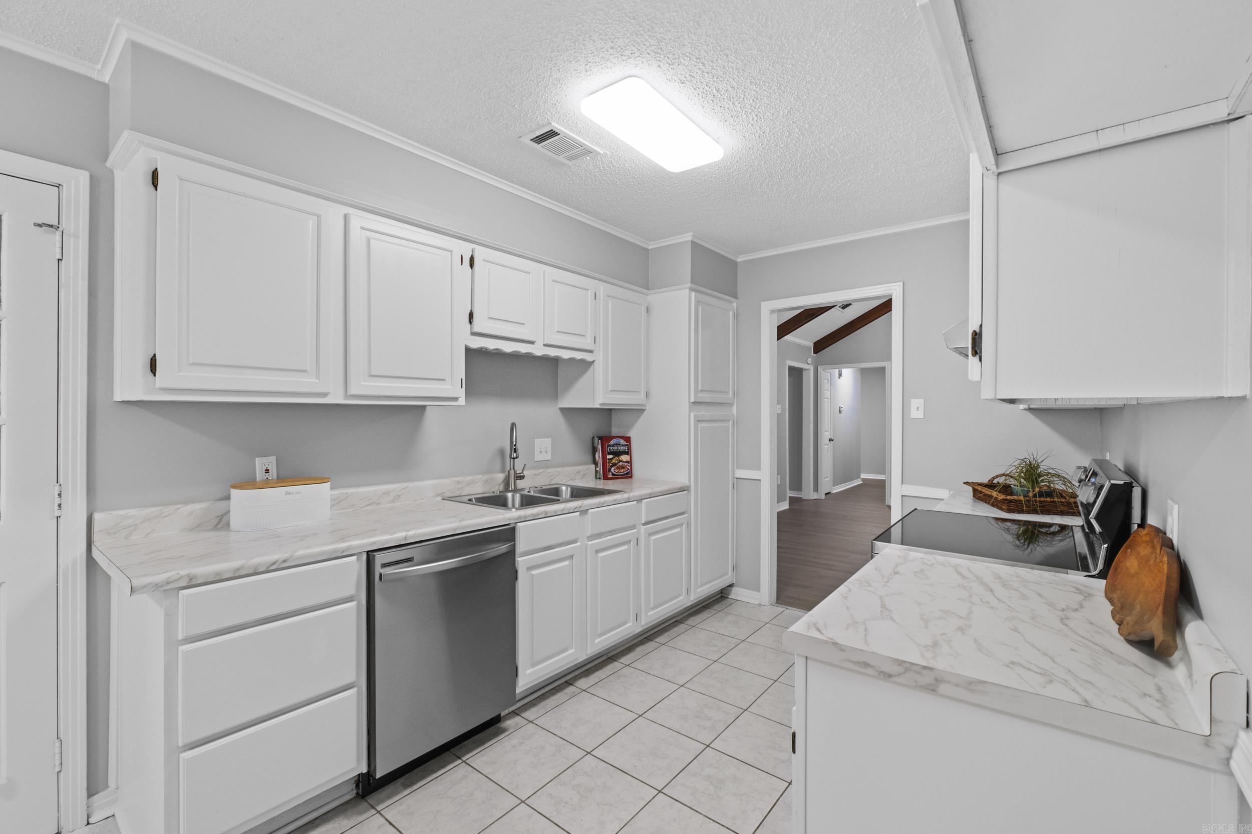 613 Beaconsfield  Sherwood, AR