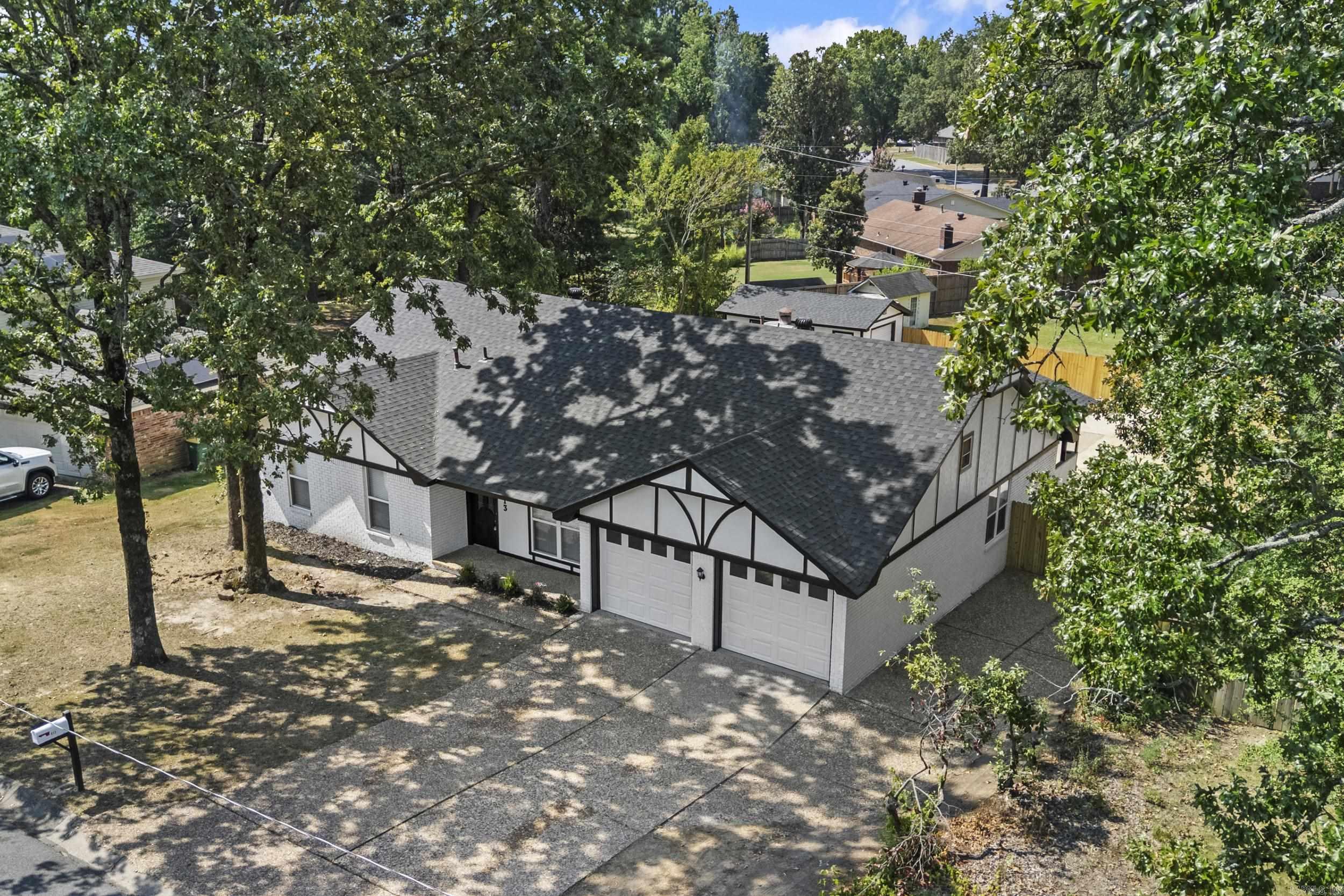 613 Beaconsfield  Sherwood, AR