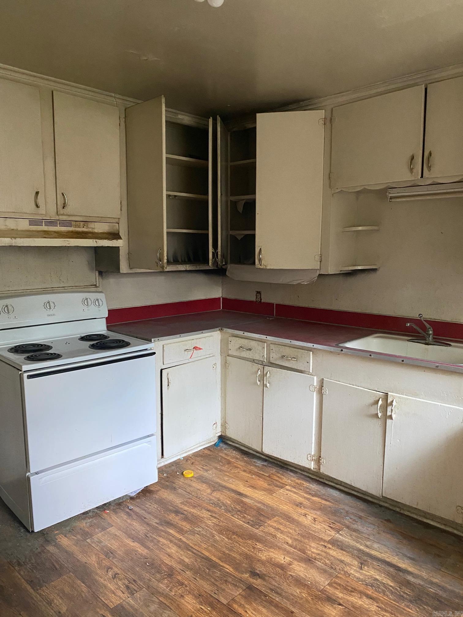 600 W 12TH  Crossett, AR