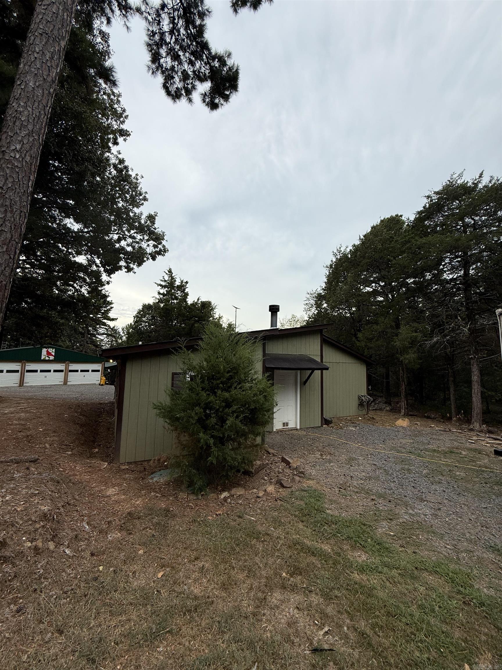 851 Creekside  Greers Ferry, AR