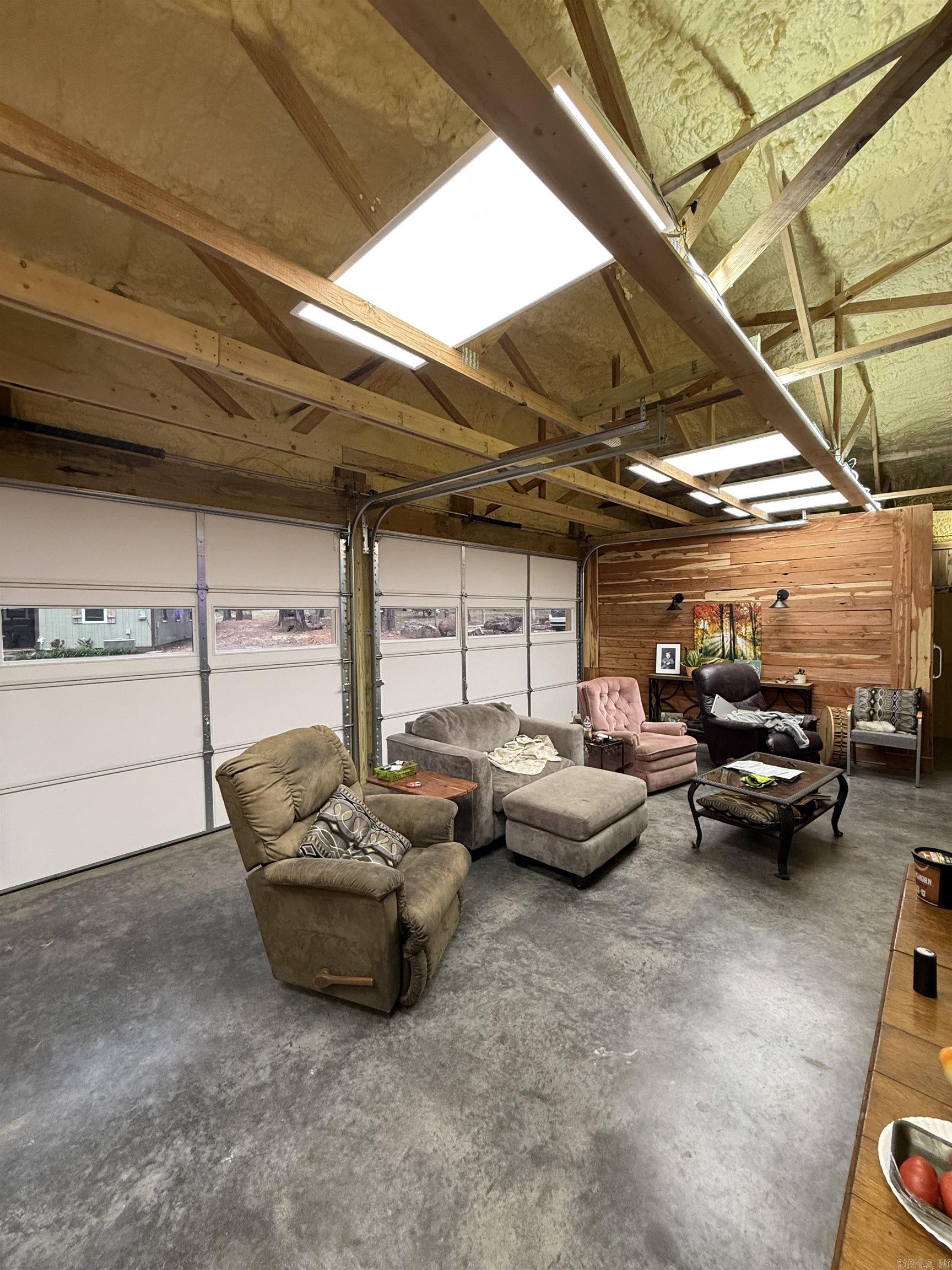 851 Creekside  Greers Ferry, AR