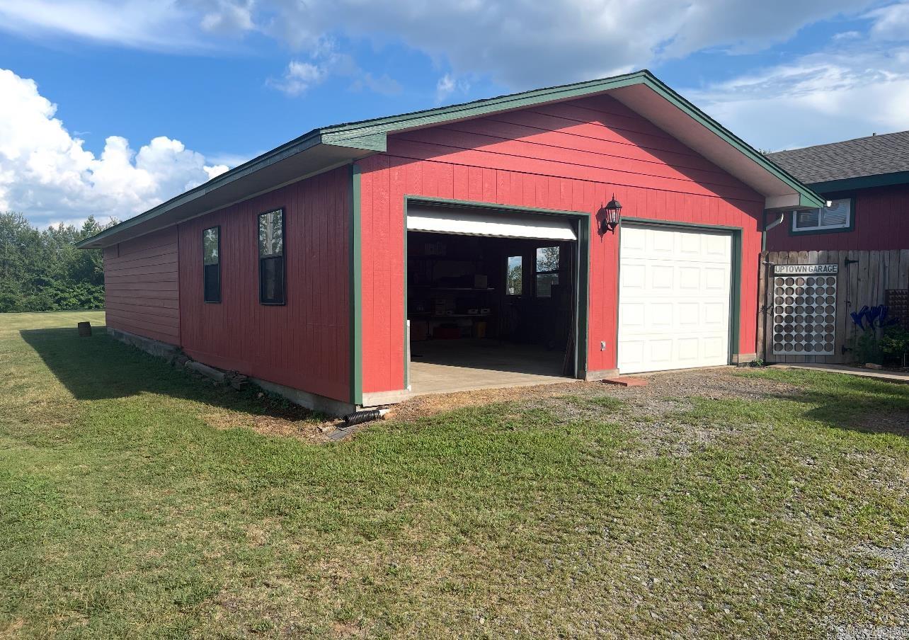 871 S Hwy 65  Clinton, AR