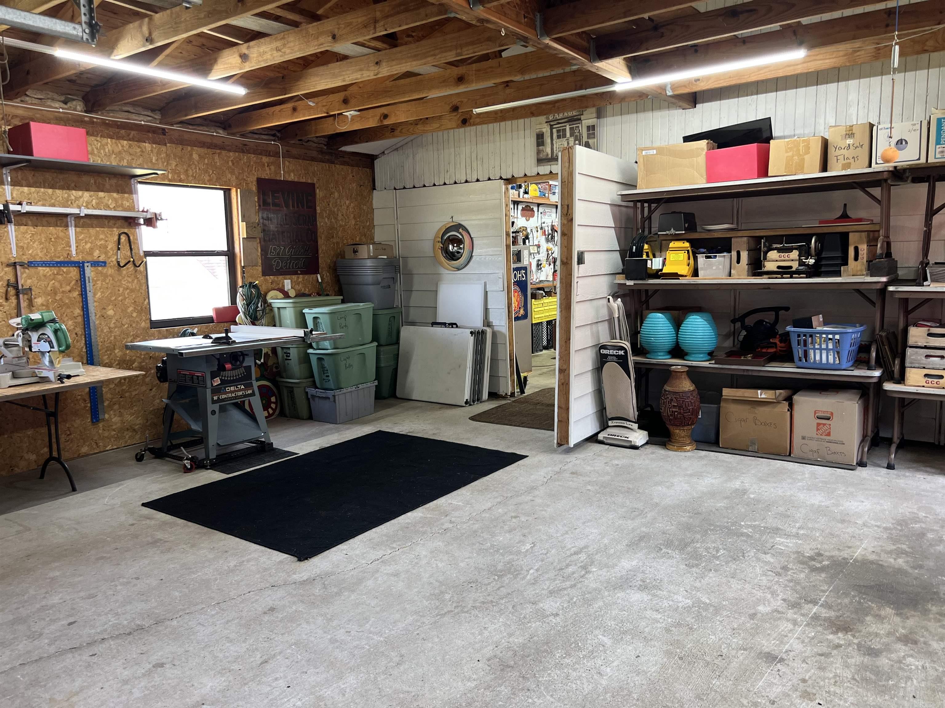 871 S Hwy 65  Clinton, AR