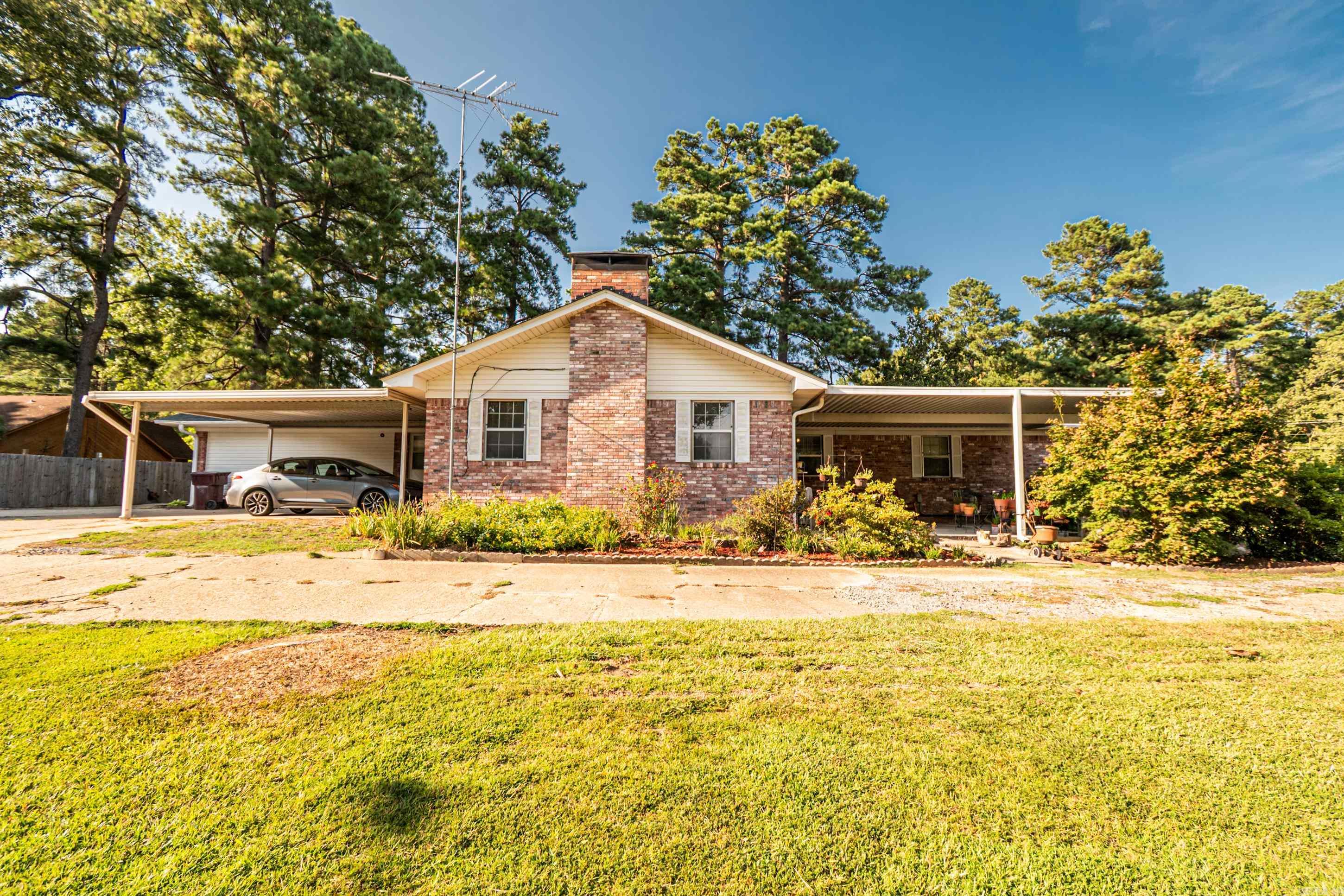 1125 S Charley's Loop  Camden, AR