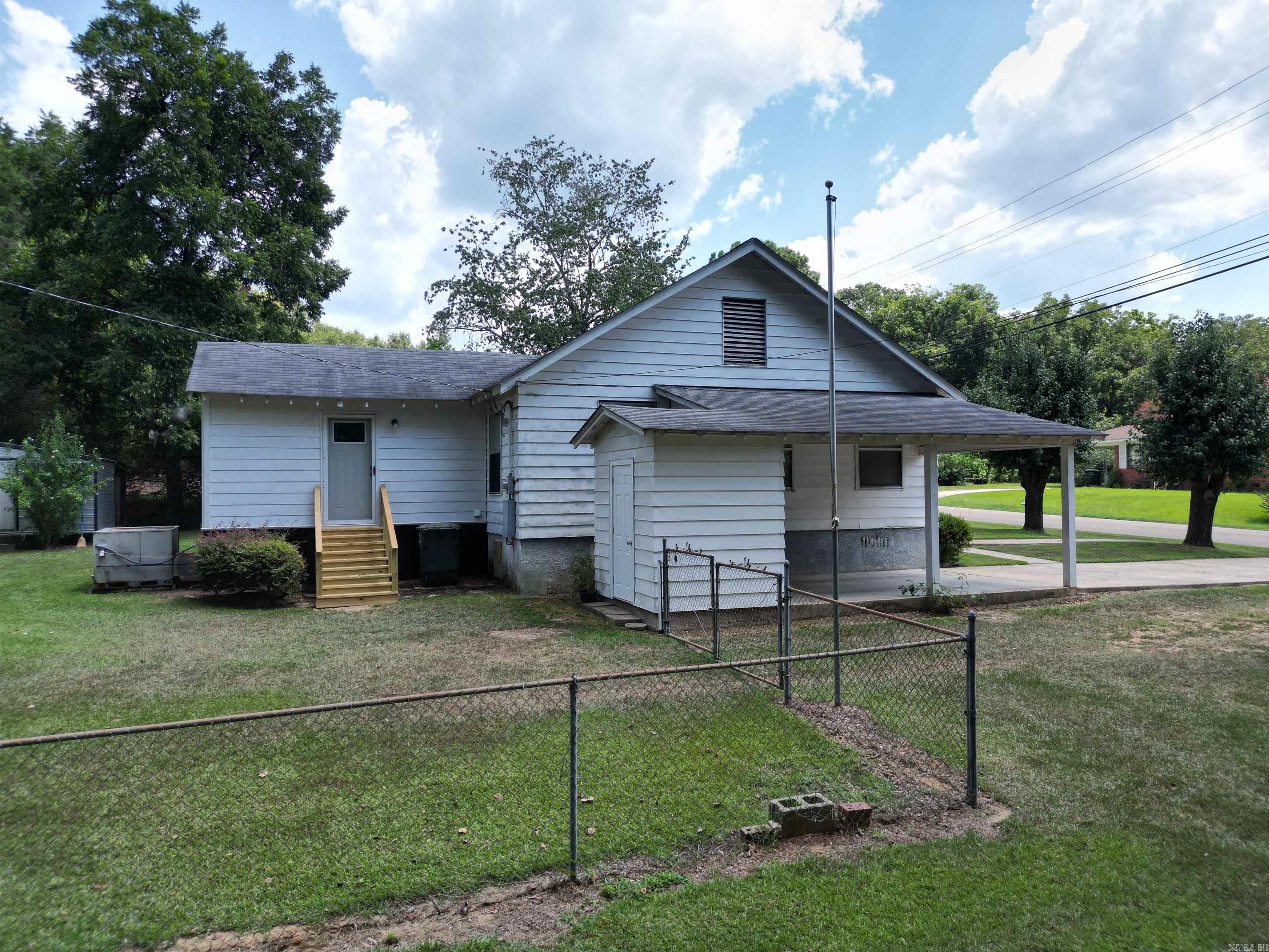 149 E Bolling  Monticello, AR