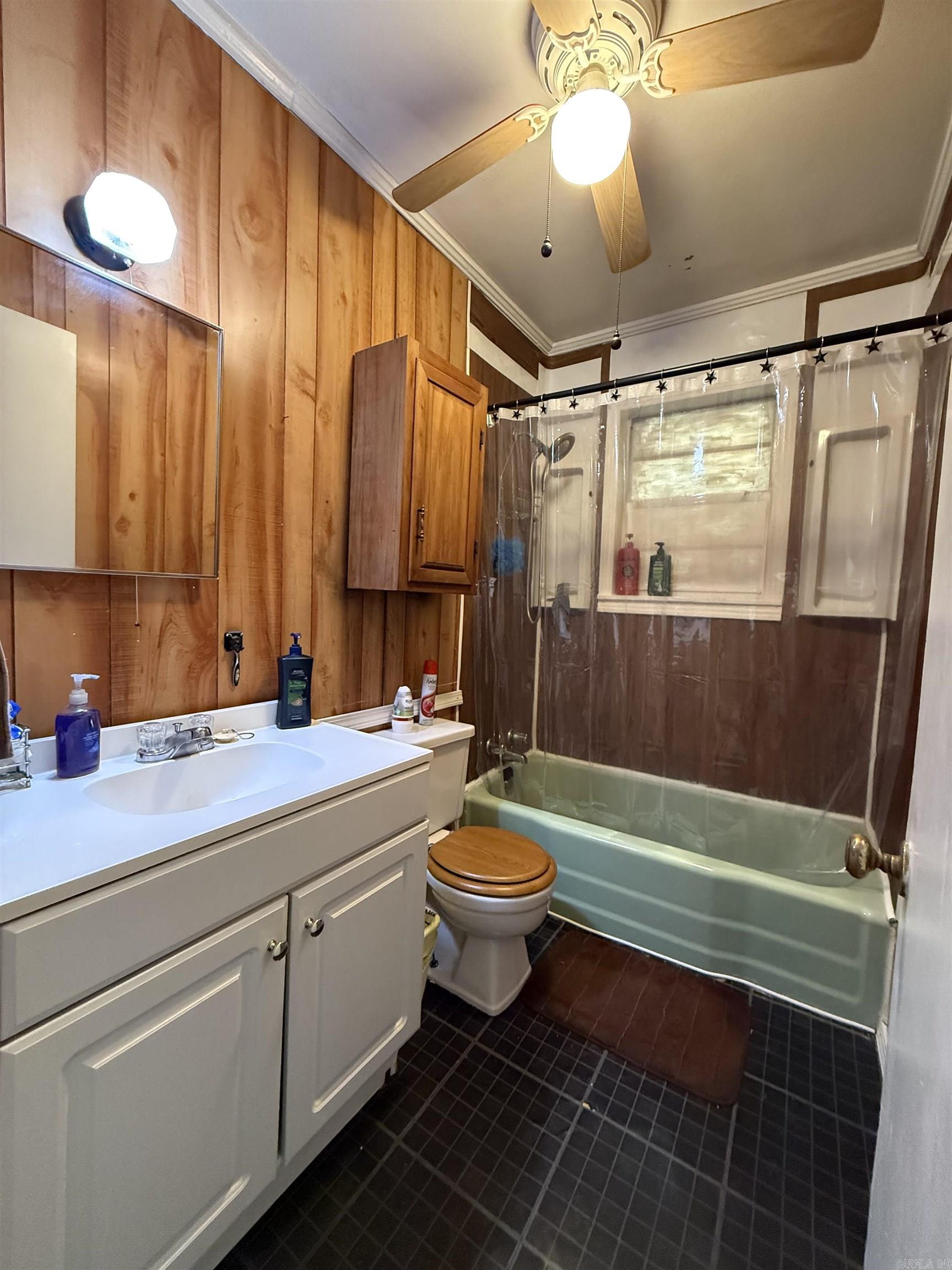 1725 W Pine  Warren, AR