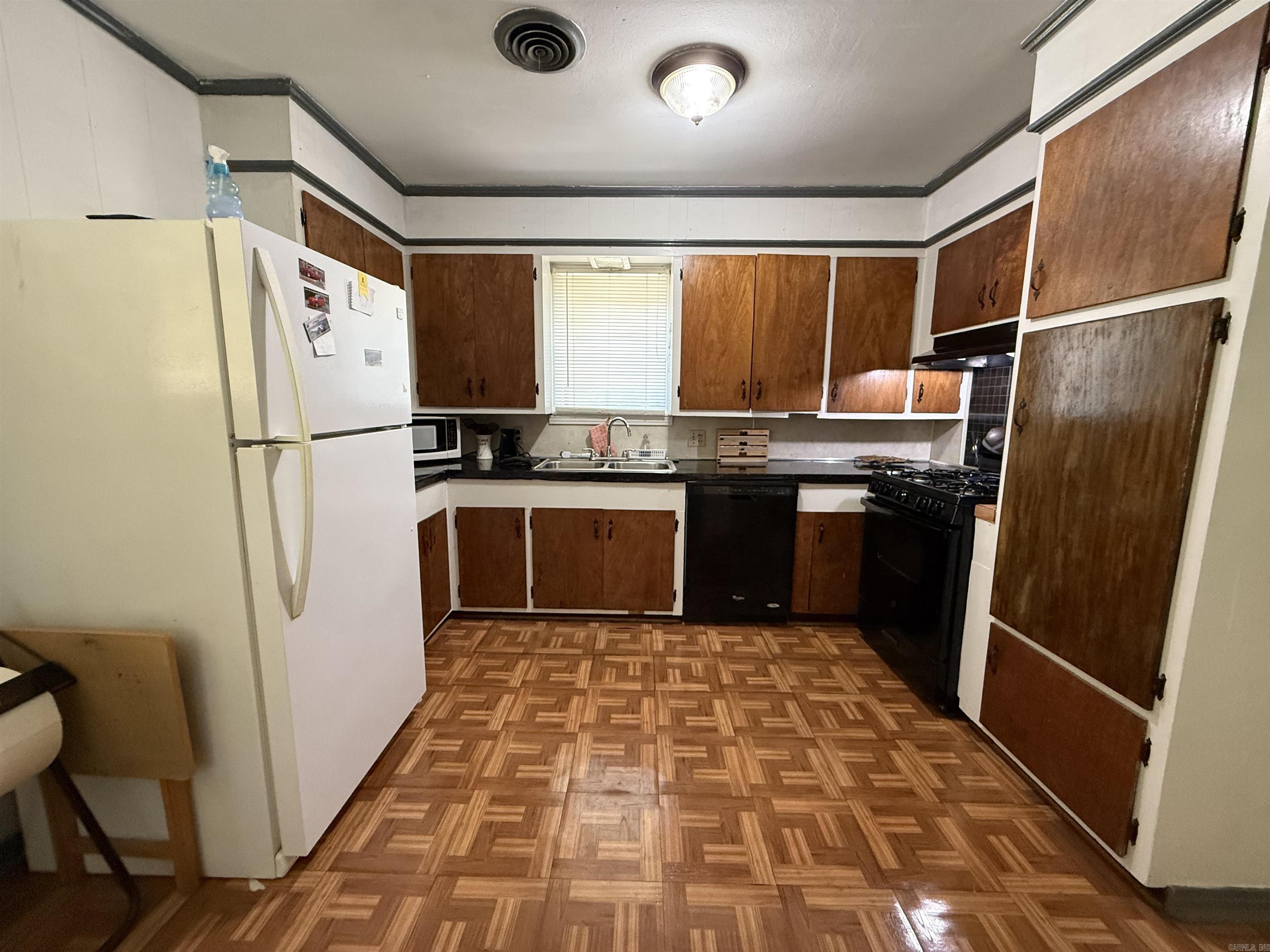 1725 W Pine  Warren, AR