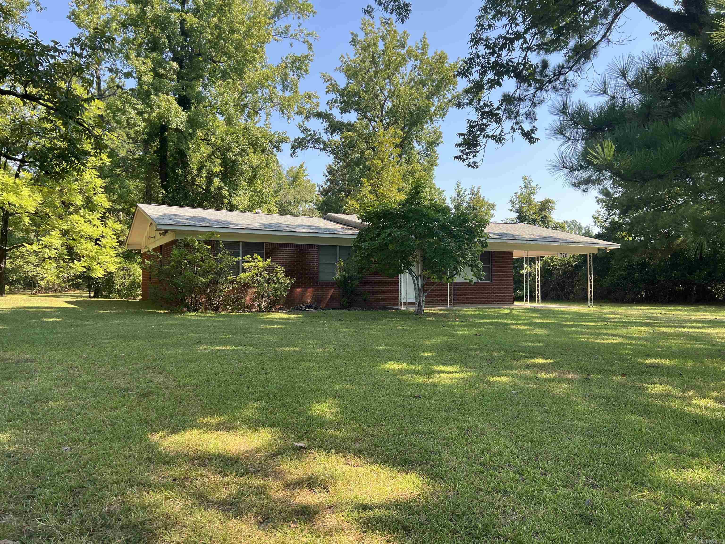 770 Ouachita 88  Camden, AR