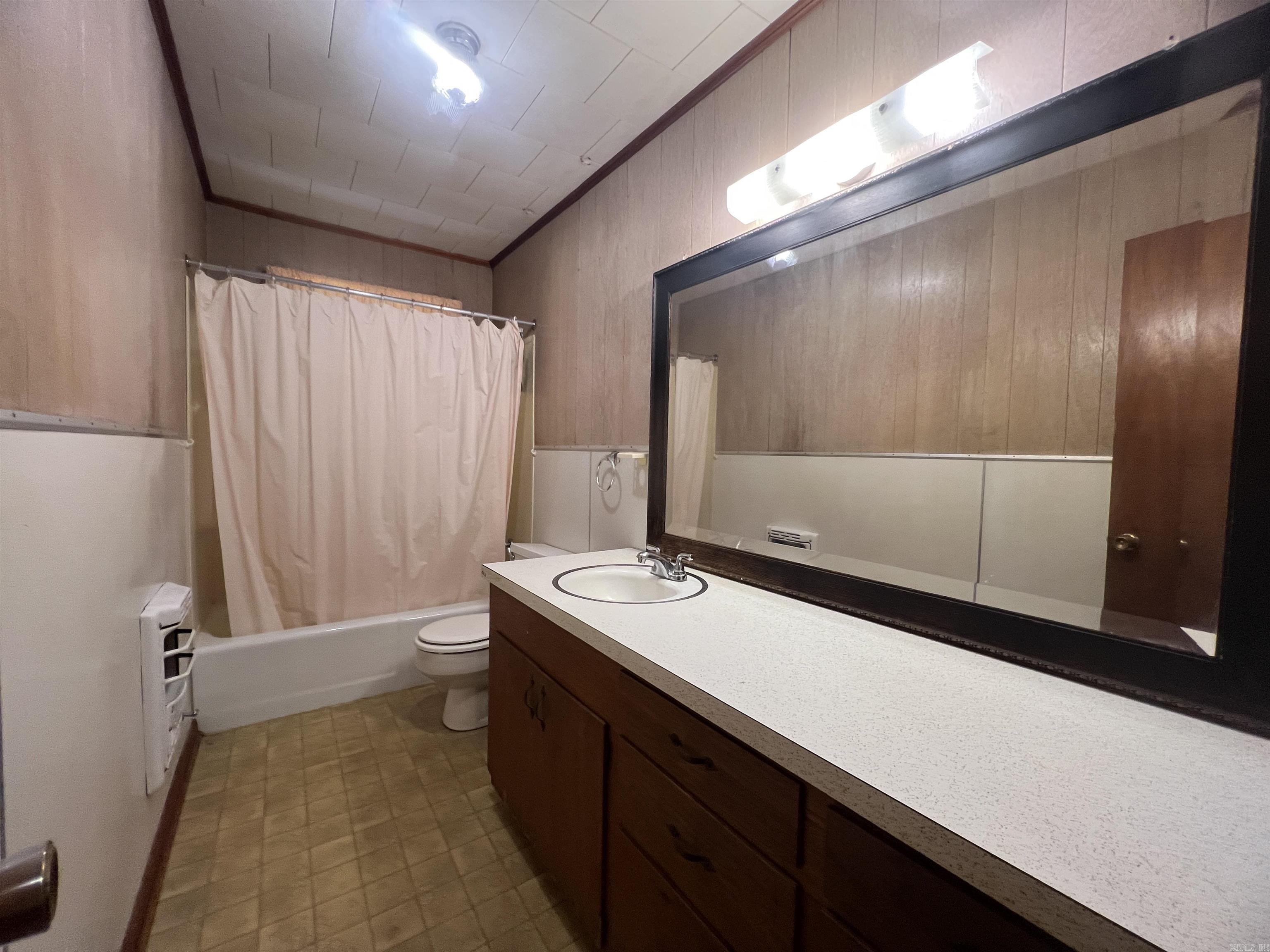 770 Ouachita 88  Camden, AR