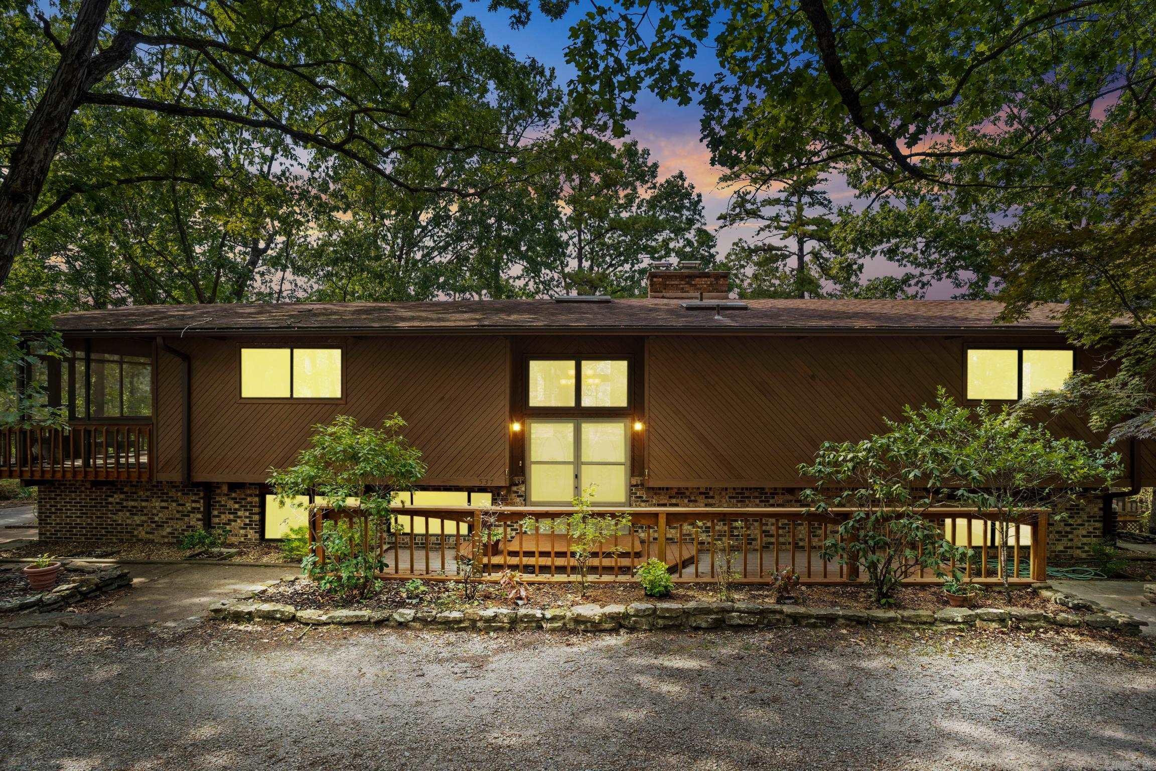 537 CR 107  Norfork, AR