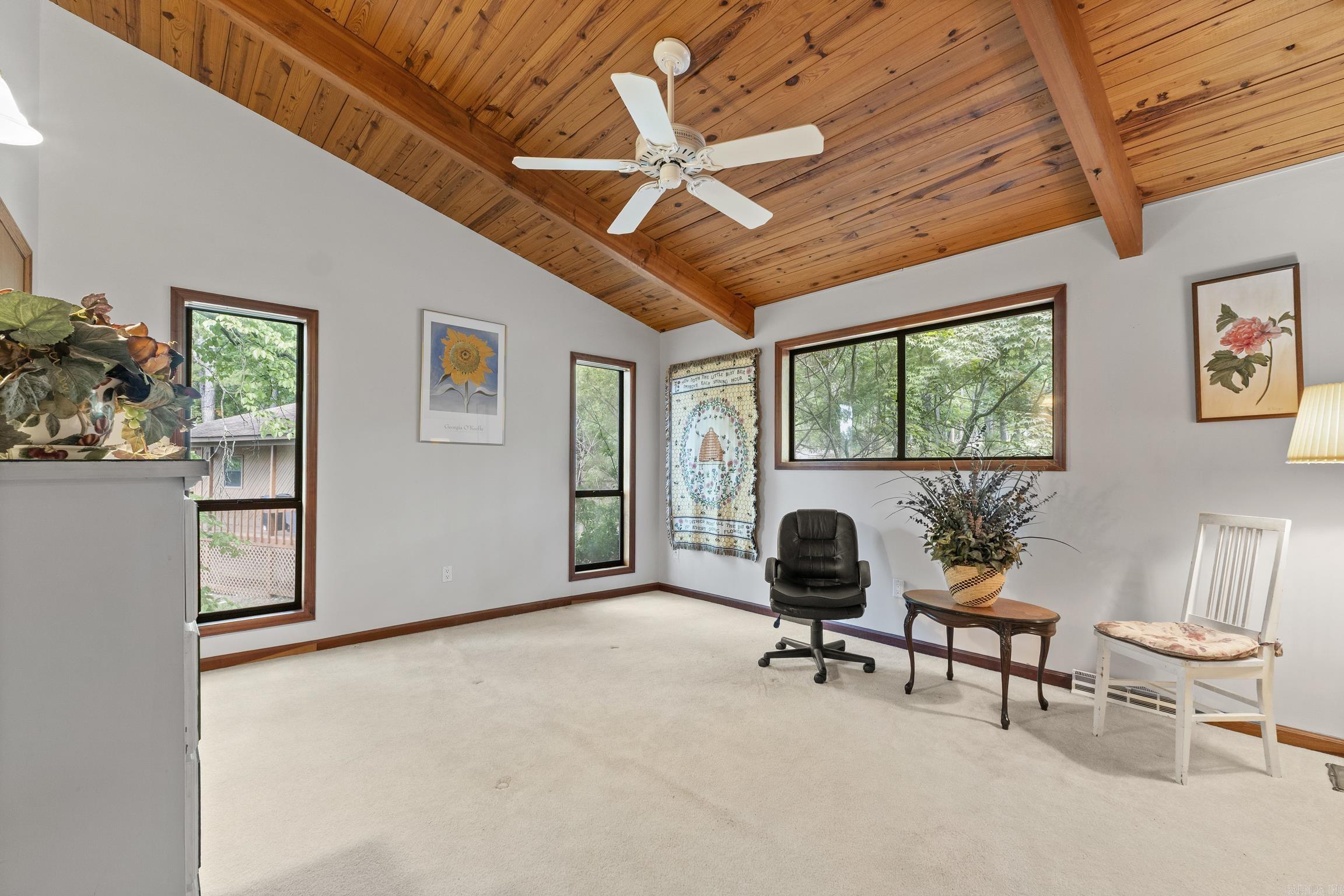 537 CR 107  Norfork, AR