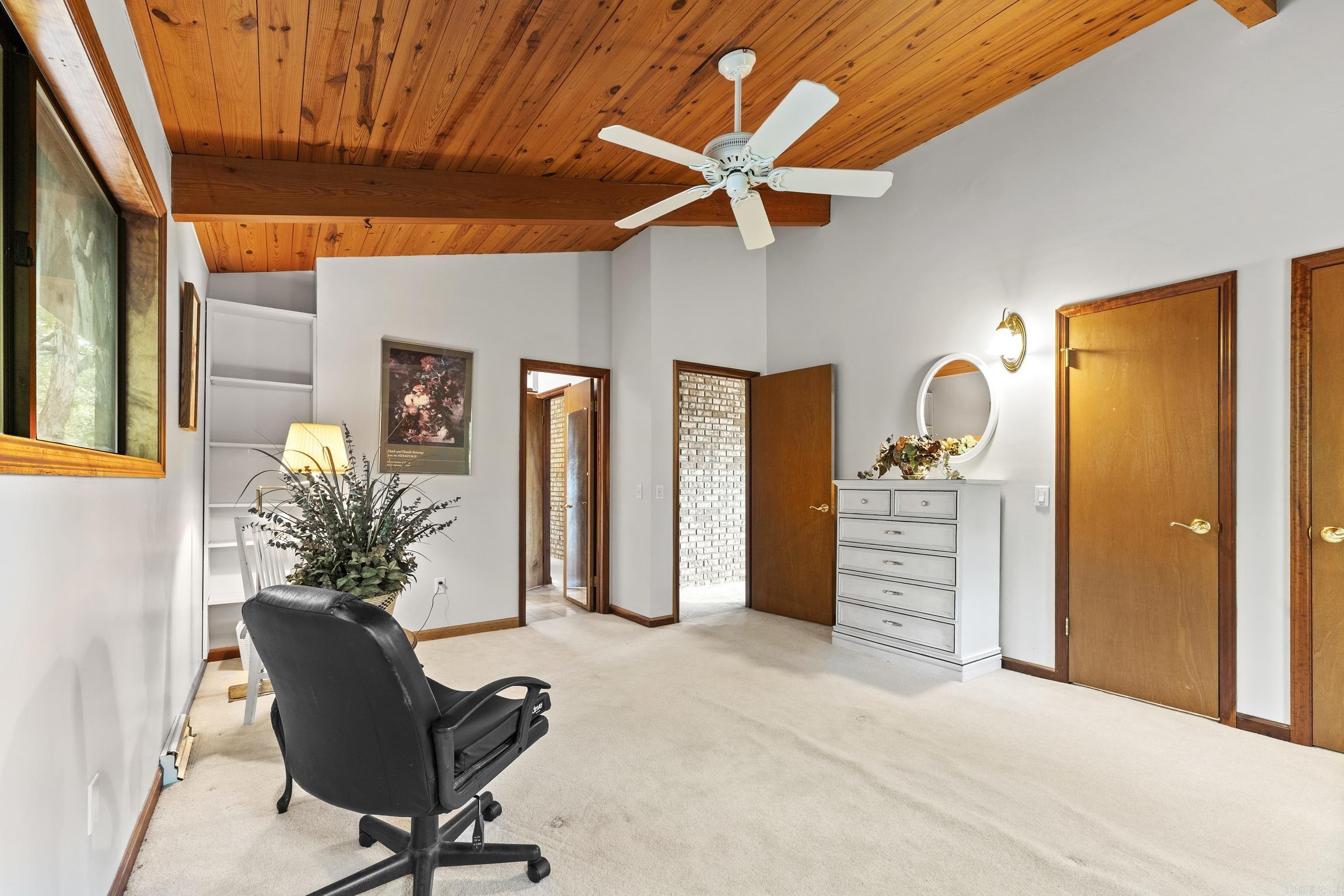 537 CR 107  Norfork, AR