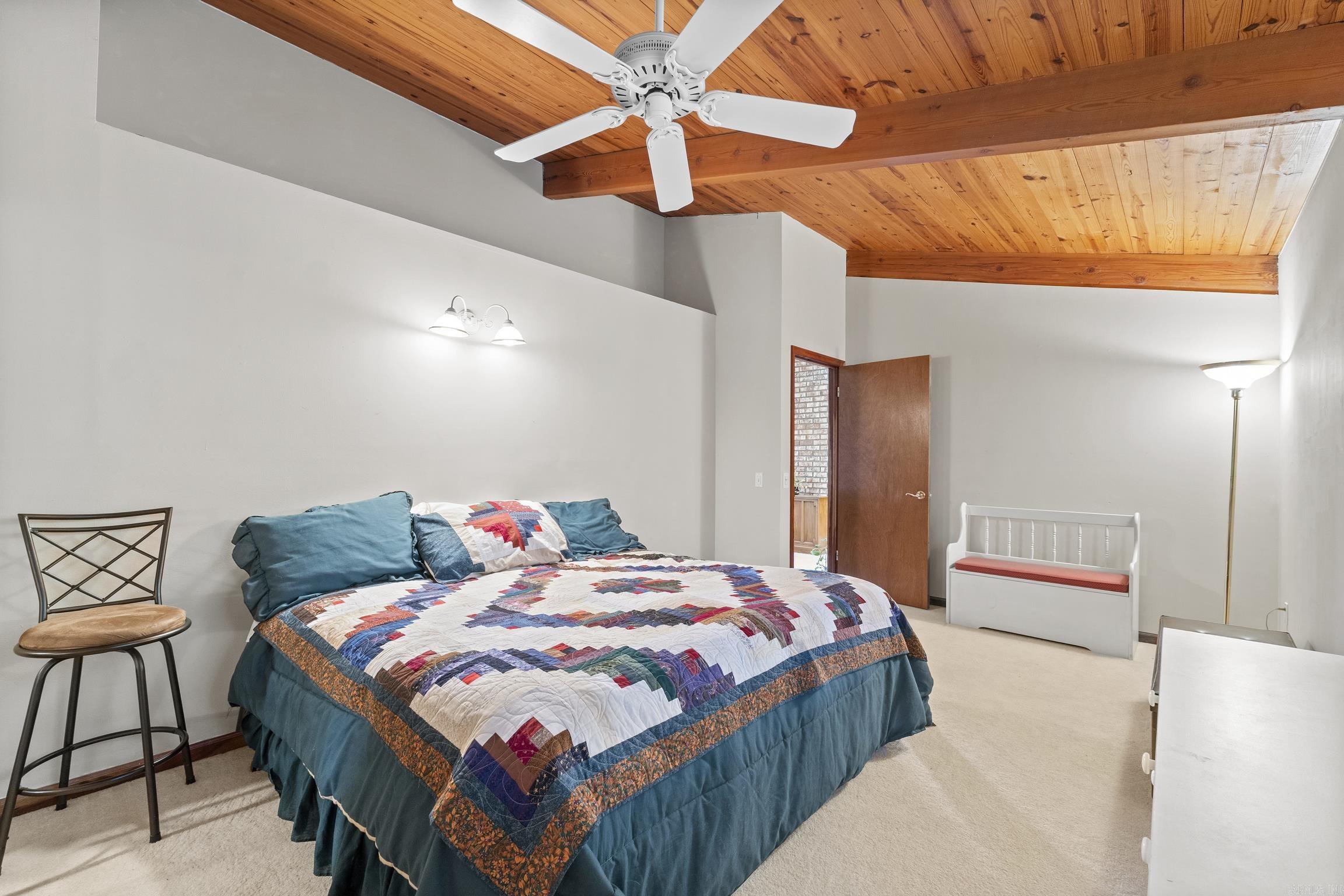 537 CR 107  Norfork, AR