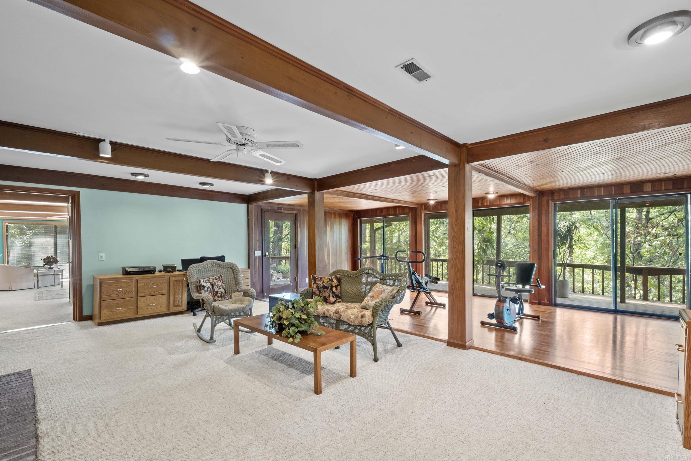 537 CR 107  Norfork, AR