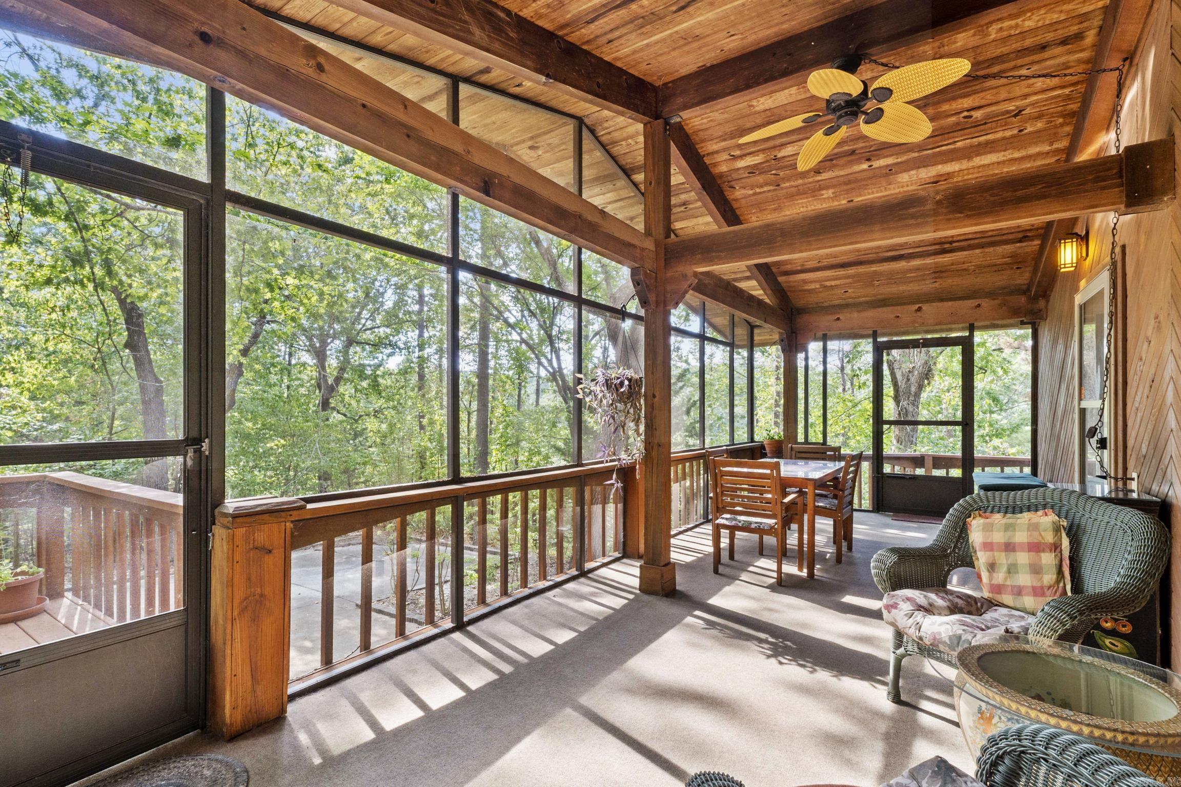 537 CR 107  Norfork, AR