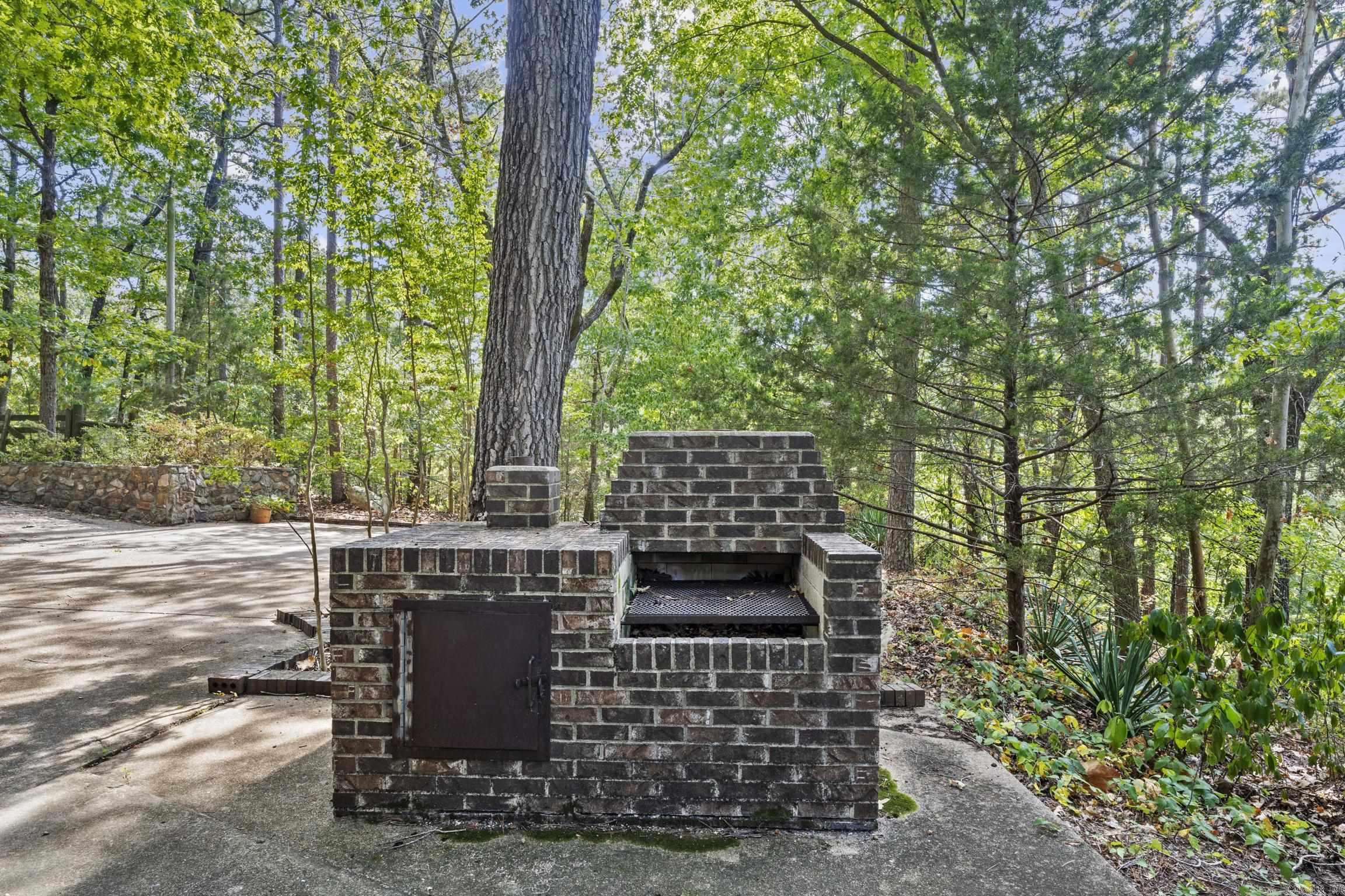 537 CR 107  Norfork, AR