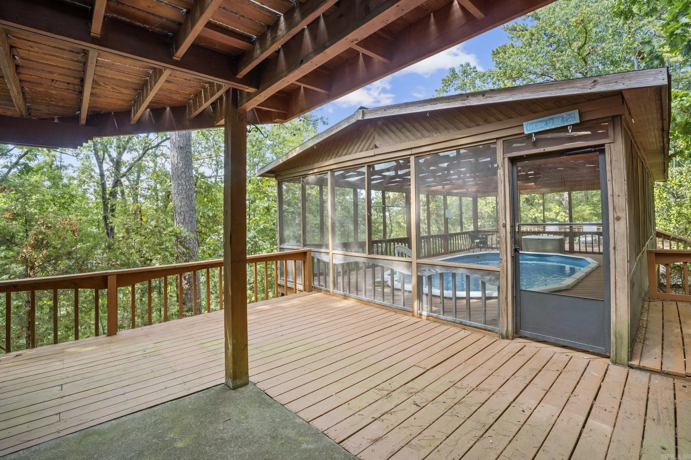 537 CR 107  Norfork, AR
