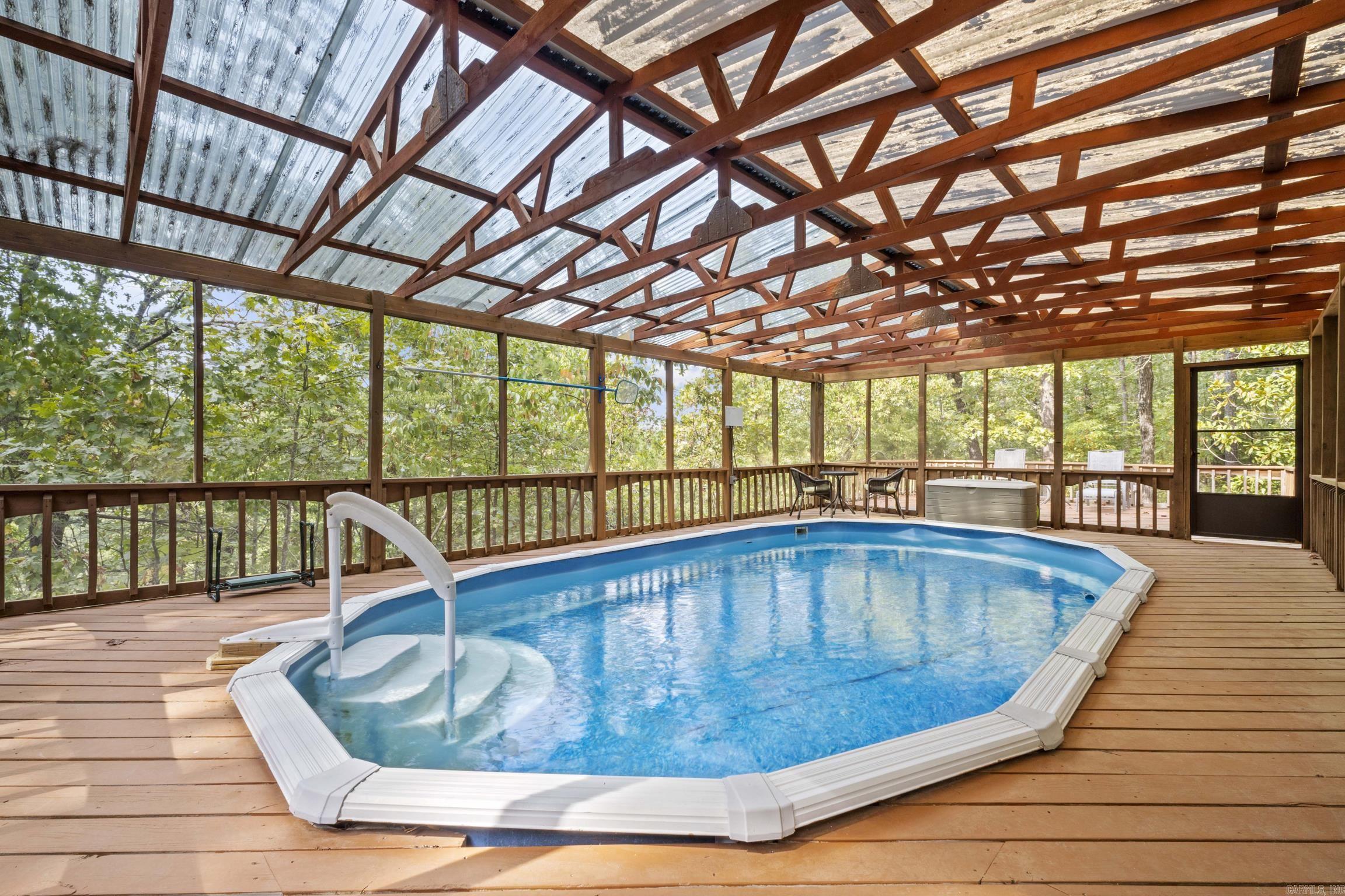 537 CR 107  Norfork, AR